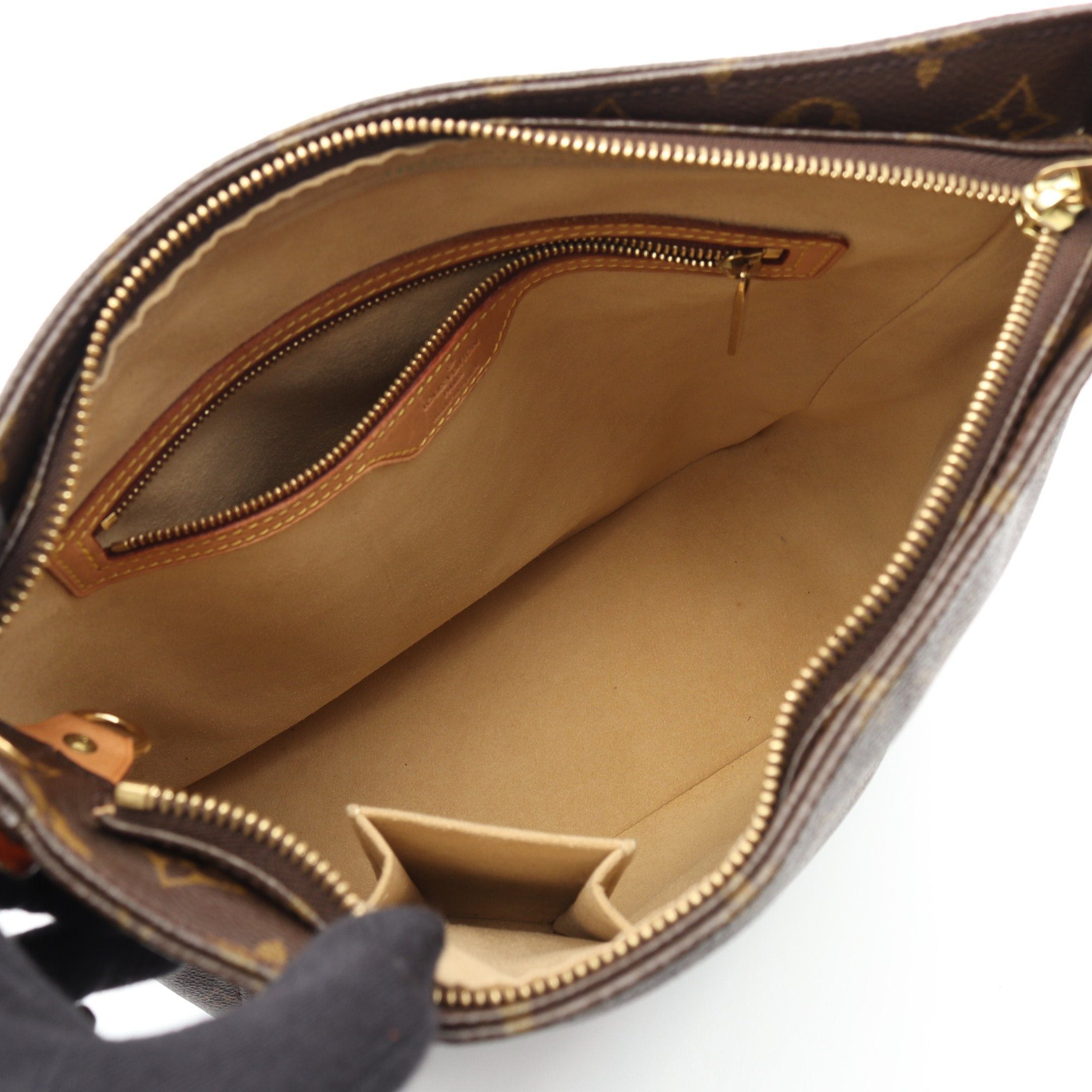 Louis Vuitton Louis Vuitton Looping Gm Monogram Shoulder Bag Leather Brown Size ONE SIZE - 3 Thumbnail