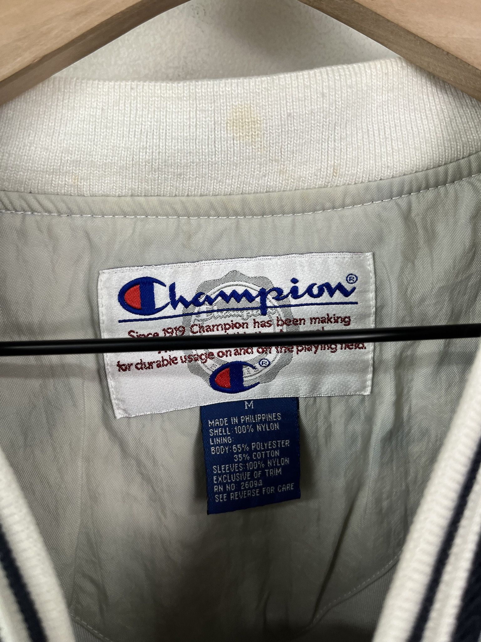 Champion Vintage Champion St Francis Arc Logo Windbreaker Size M Size US M / EU 48-50 / 2 - 2 Thumbnail