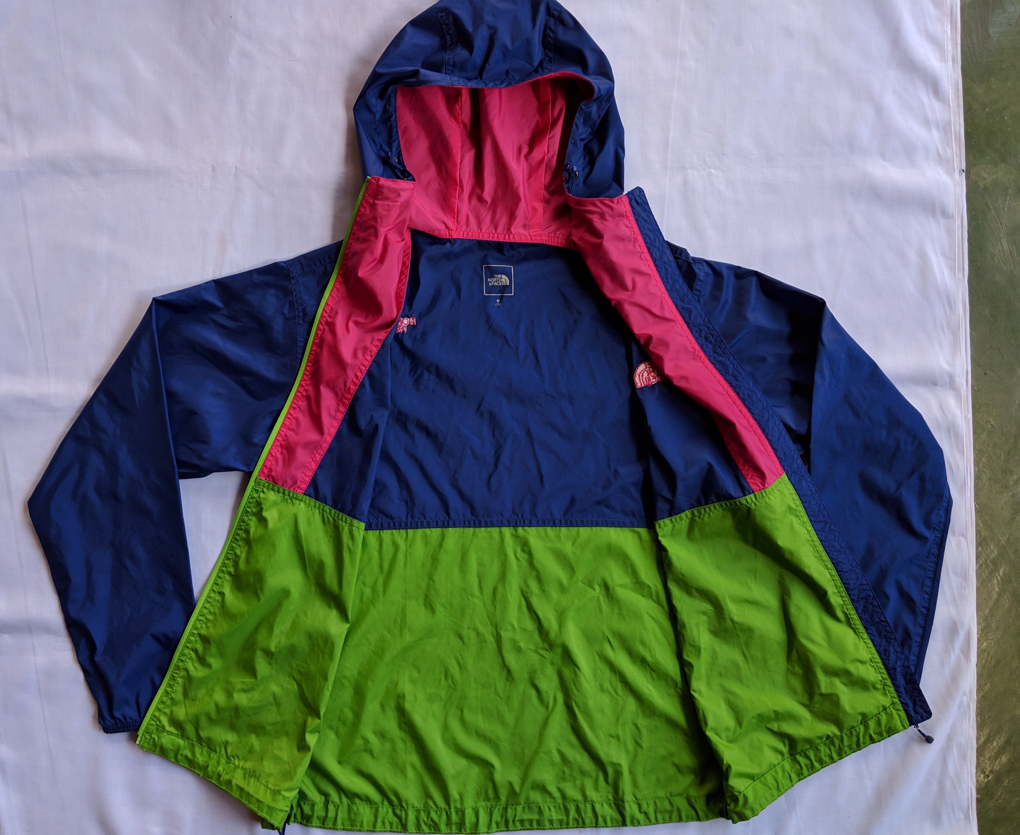 The North Face Hypebeast Multicolor THE NORTH FACE tokyo fashion sweater/windbreaker hoodie small size Size US S / EU 44-46 / 1 - 5 Thumbnail