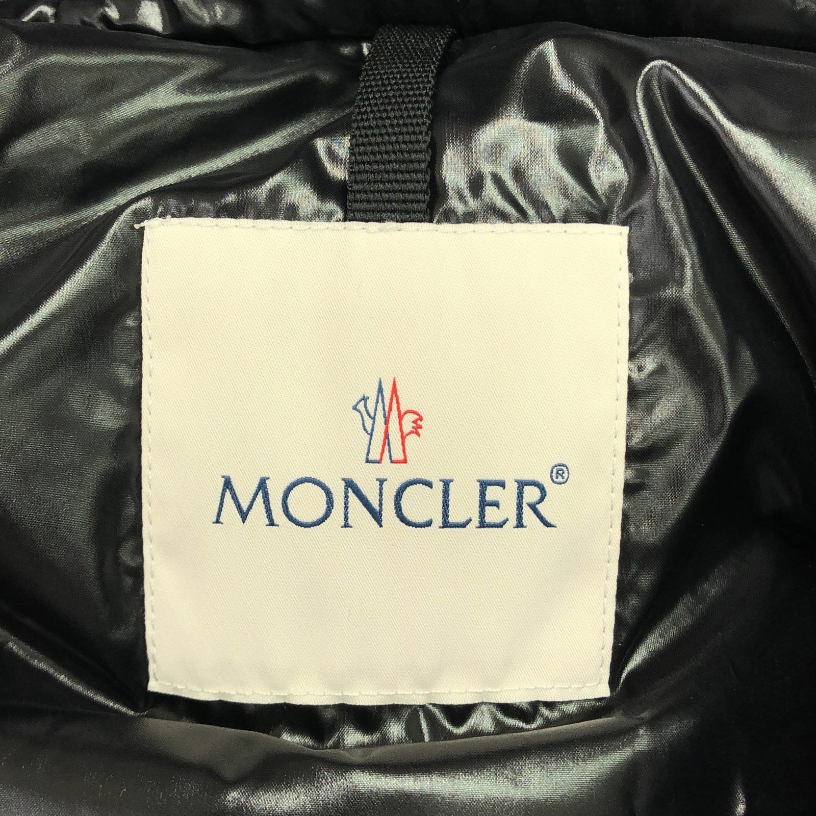 Moncler Moncler Moncler MONTCLA Nylon Down Jacket Others Outerwear 1B56900 DUTY FREE for USA Size ONE SIZE - 5 Thumbnail