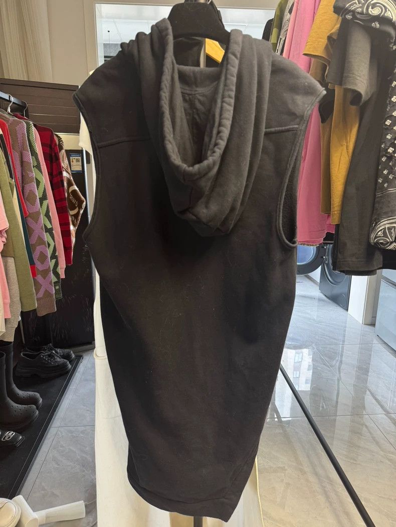 Rick Owens Rick Owens Black Sleeveless Hooded Jacket Size US S / EU 44-46 / 1 - 2 Thumbnail