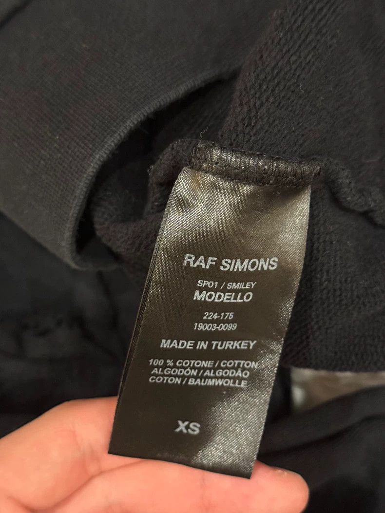 Raf Simons Raf Simons Smiley Hoodie with Unique Details Size US XS / EU 42 / 0 - 6 Thumbnail
