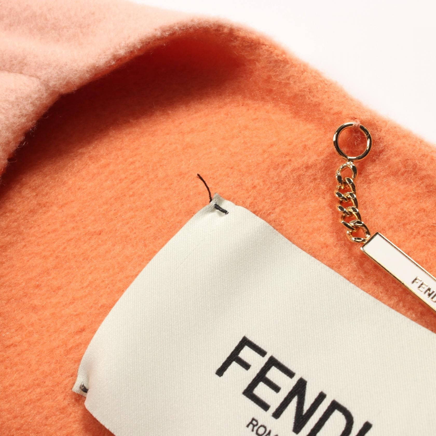 Fendi Fendi Fendi FF8364W18 Cashmere Mink Poncho Others Outerwear FF8364W18 Size ONE SIZE - 9 Thumbnail