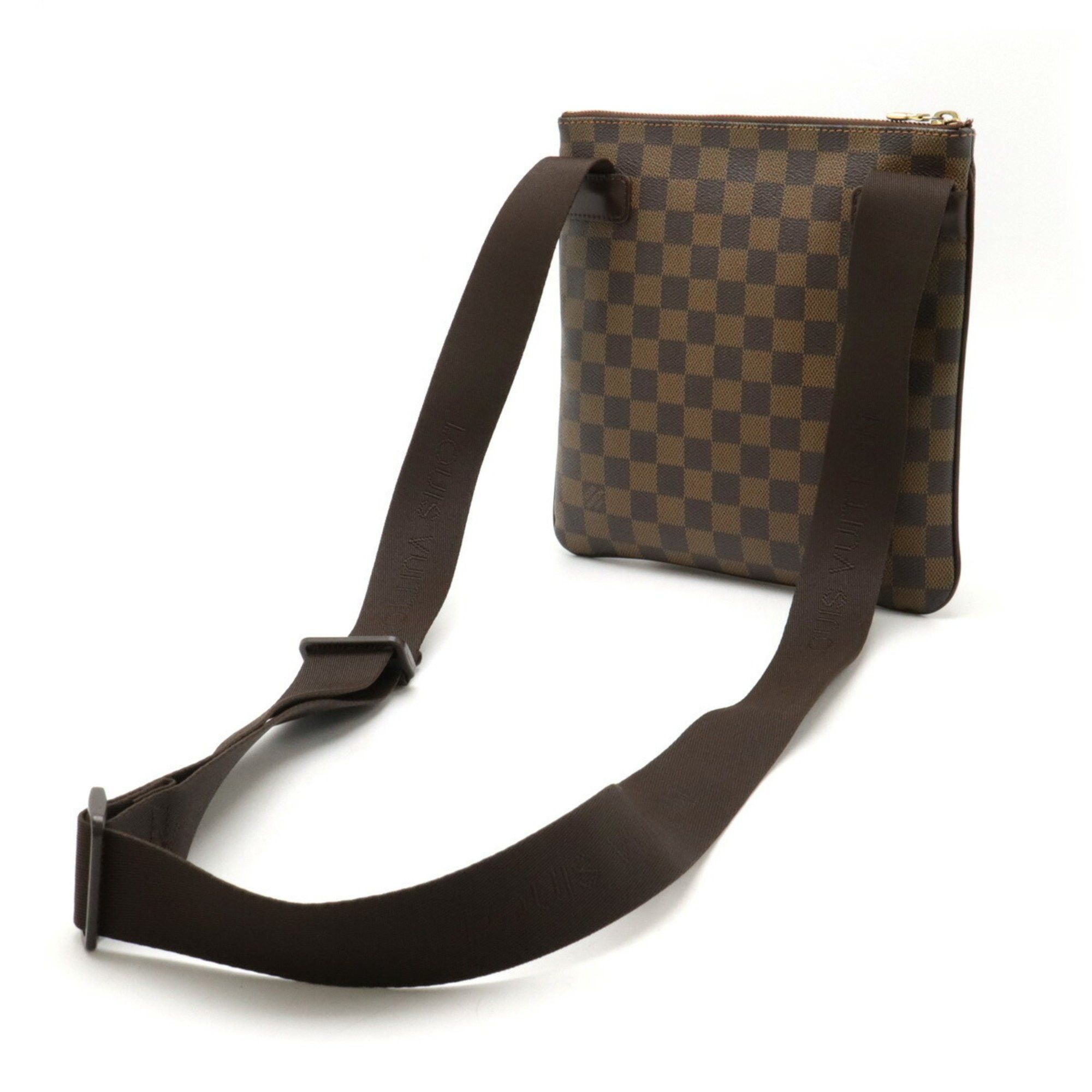 Louis Vuitton Louis Vuitton Melville clutch Size ONE SIZE - 2 Thumbnail
