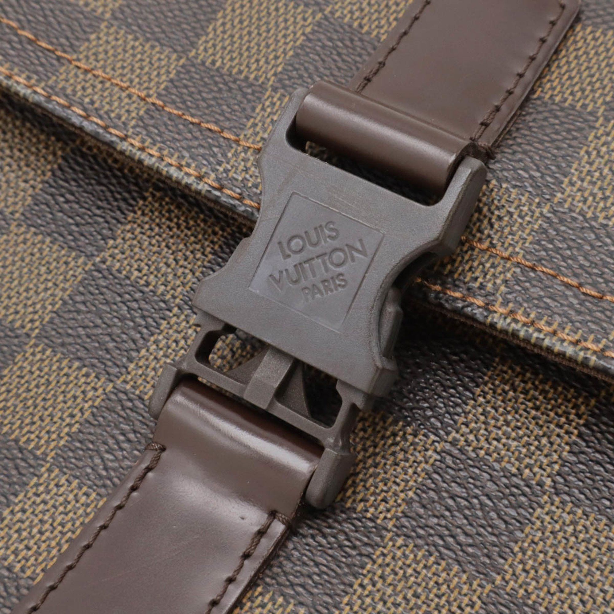Louis Vuitton Louis Vuitton Melville clutch Size ONE SIZE - 10 Thumbnail
