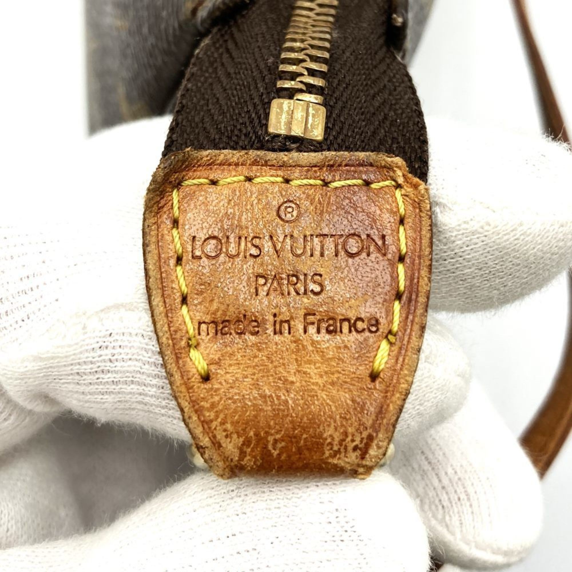Louis Vuitton Louis Vuitton Pochette Accessoire clutch Size ONE SIZE - 9 Thumbnail