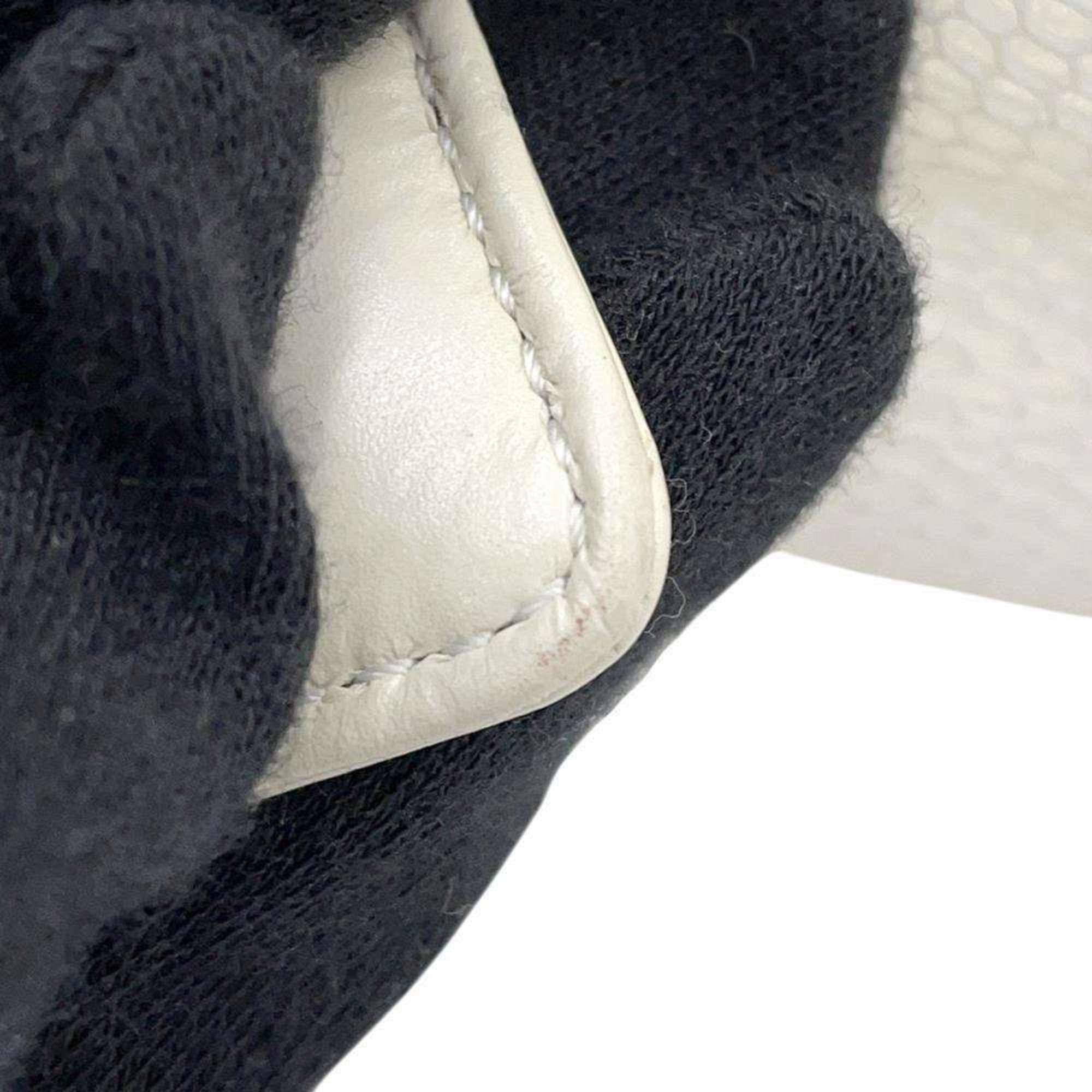 Chanel Chanel Camellia shoulder Size ONE SIZE - 14 Thumbnail