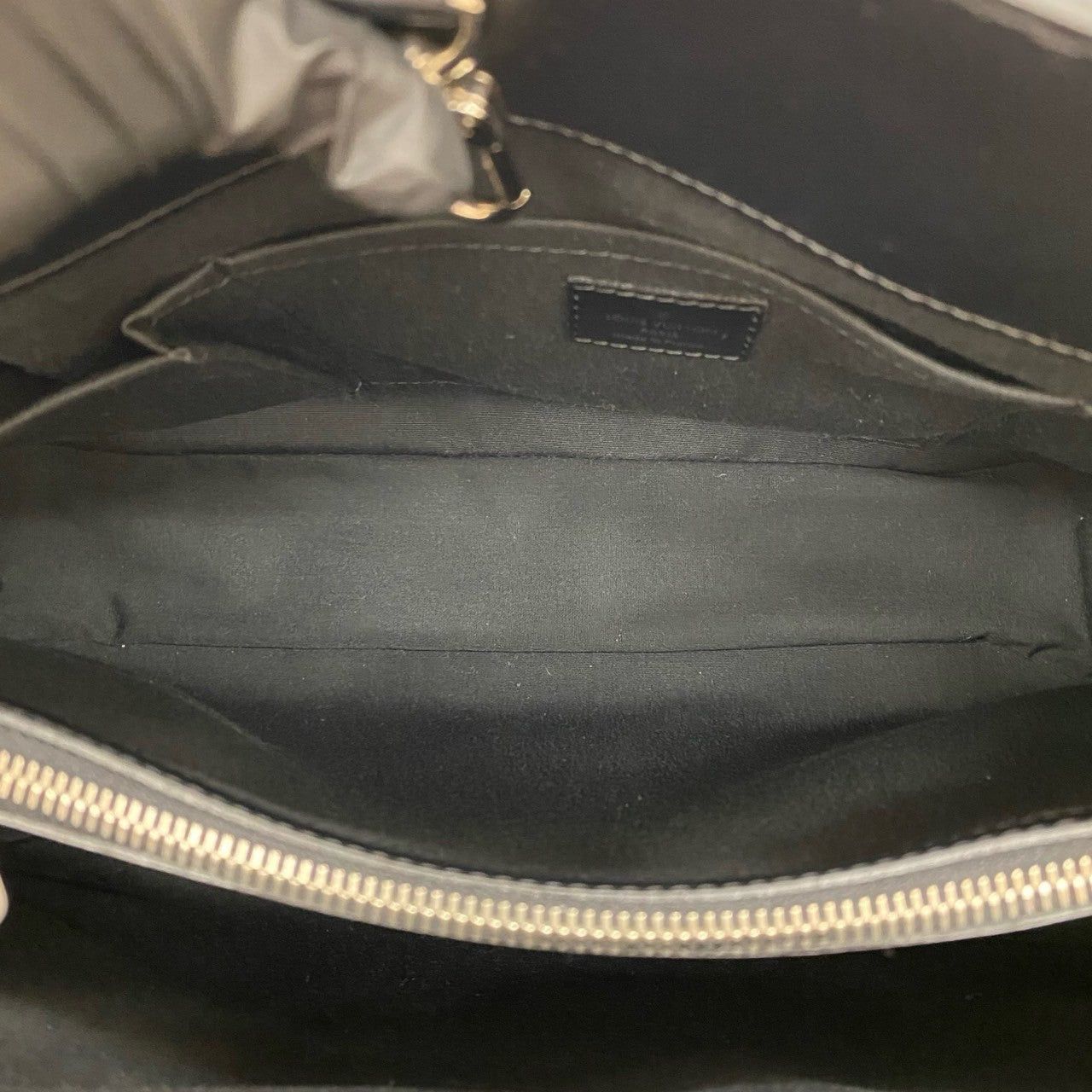 Louis Vuitton Louis Vuitton Handbag Black Leather Size ONE SIZE - 9 Thumbnail