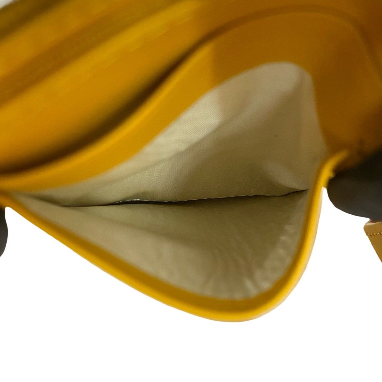 Chanel Chanel Yellow Leather Size ONE SIZE - 9 Thumbnail