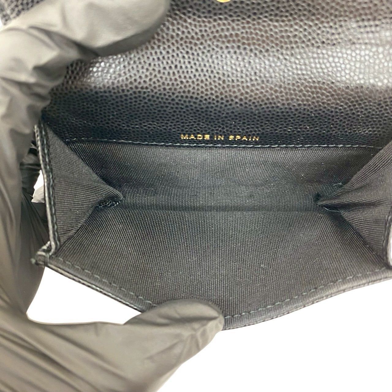 Chanel Chanel Black Leather Size ONE SIZE - 8 Thumbnail