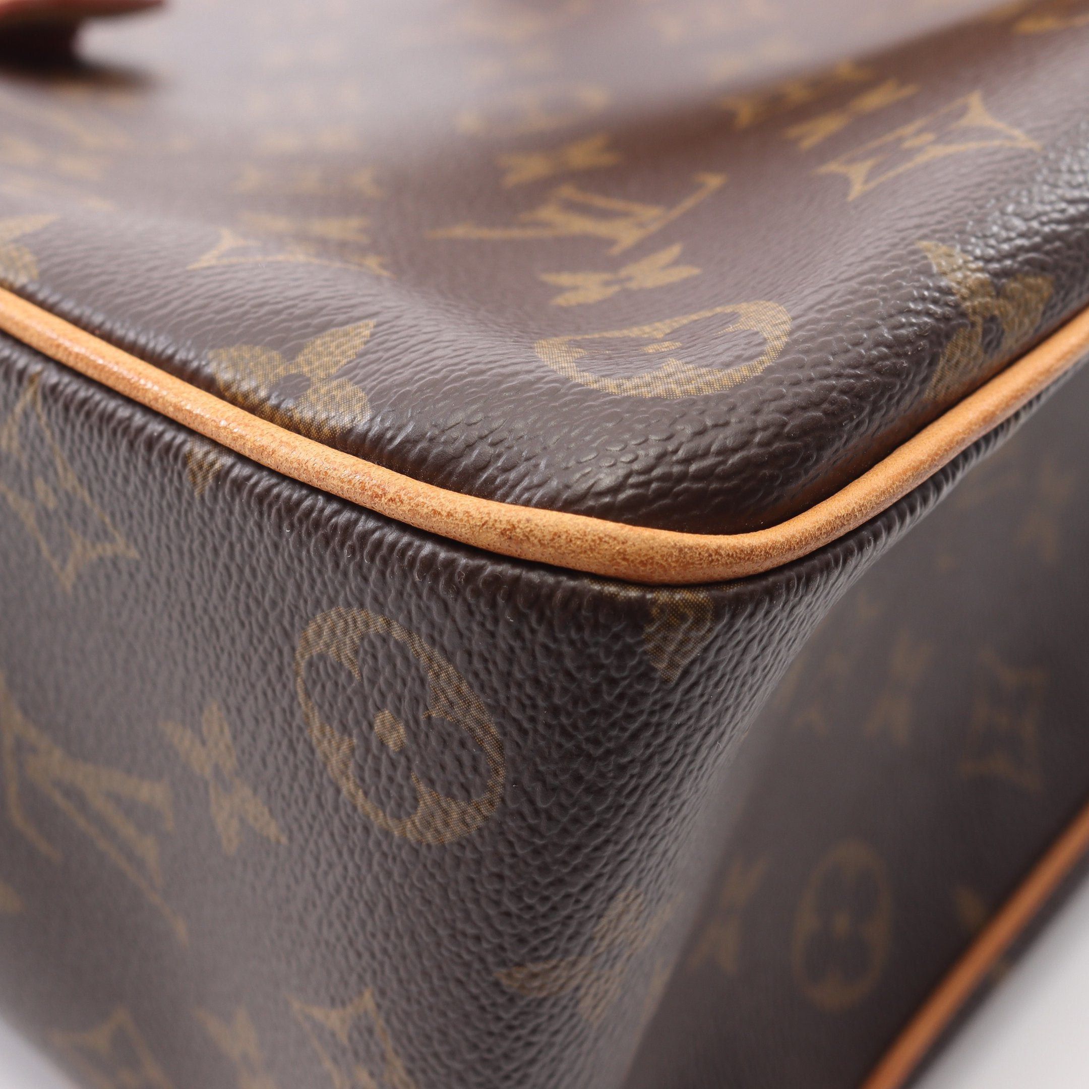 Louis Vuitton Louis Vuitton Multi-Priest Monogram Handbag Leather Brown Size ONE SIZE - 7 Thumbnail
