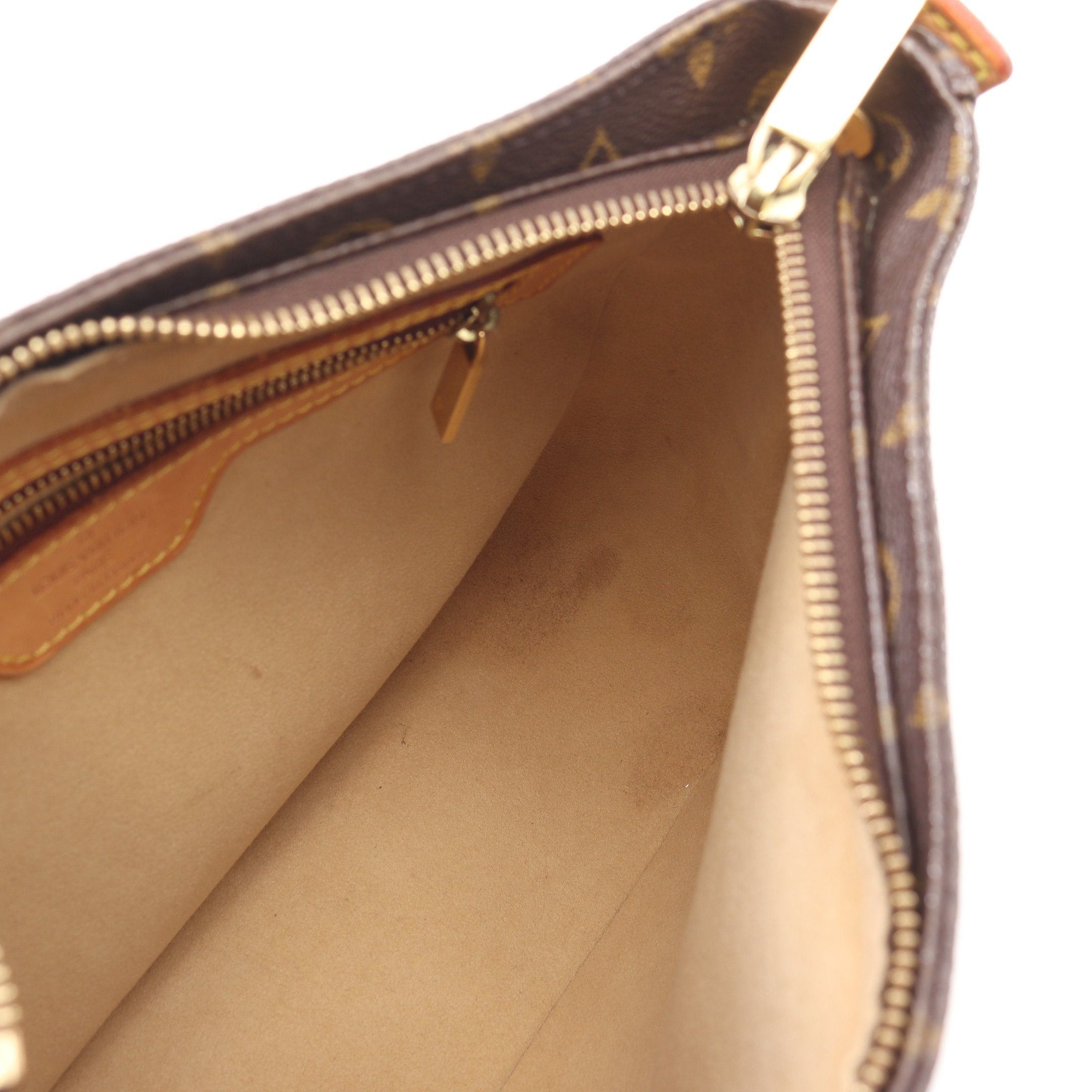 Louis Vuitton Louis Vuitton Looping Mm Monogram Shoulder Bag Leather Brown Size ONE SIZE - 6 Thumbnail