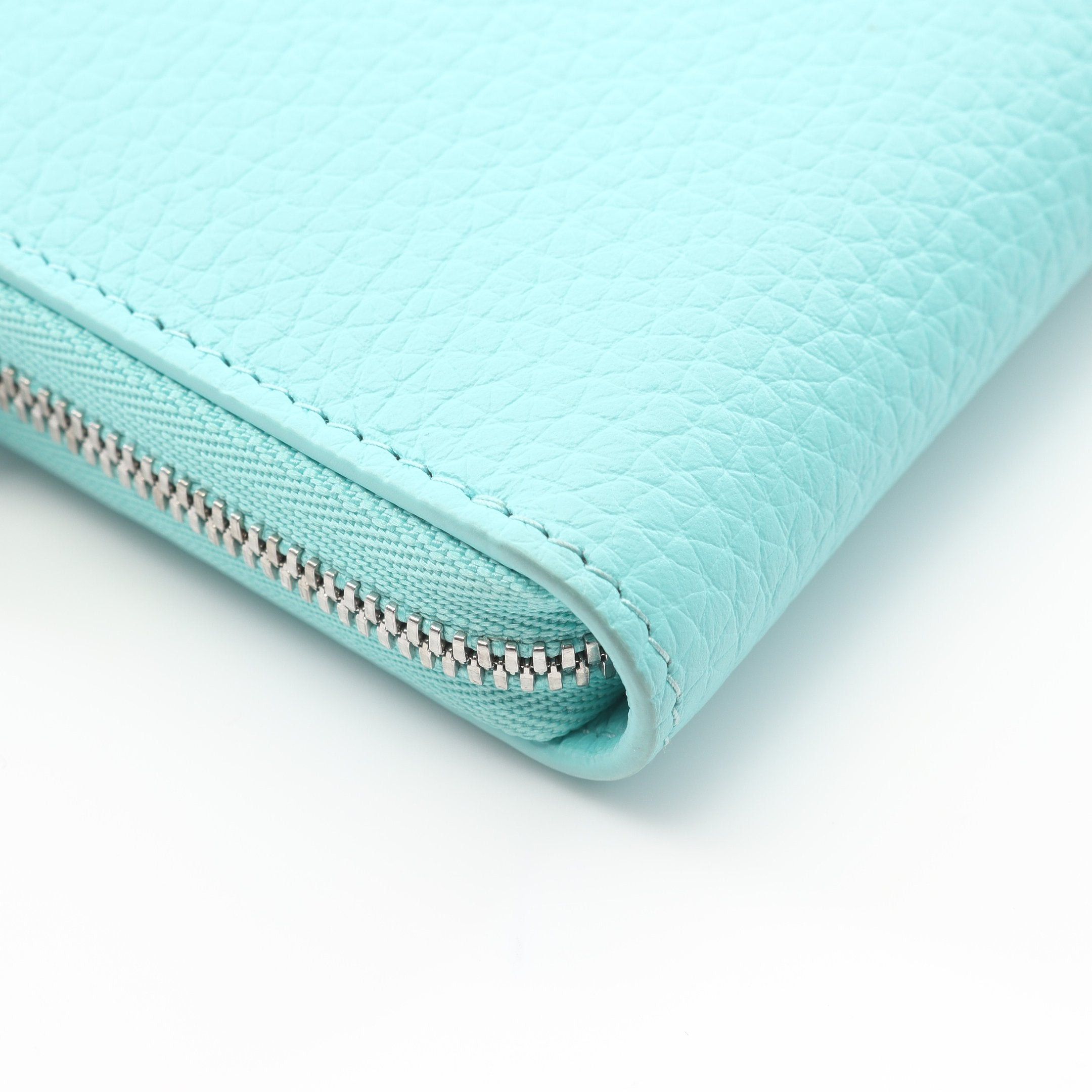 Tiffany & Co. Tiffany Co Return To Tiffany Round Zipper Long Wallet Leather Turquoise Blue Size ONE SIZE - 6 Thumbnail
