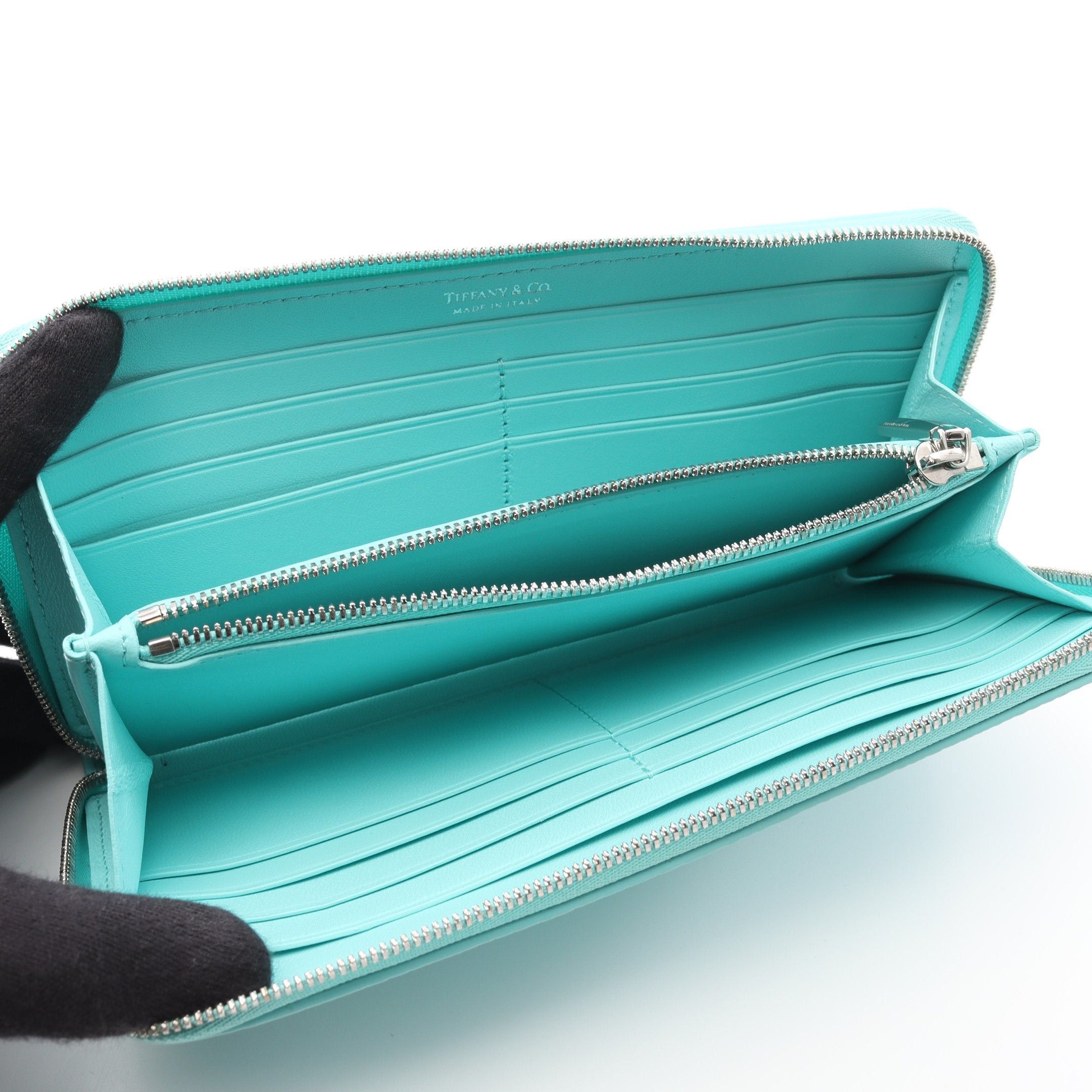 Tiffany & Co. Tiffany Co Return To Tiffany Round Zipper Long Wallet Leather Turquoise Blue Size ONE SIZE - 3 Thumbnail