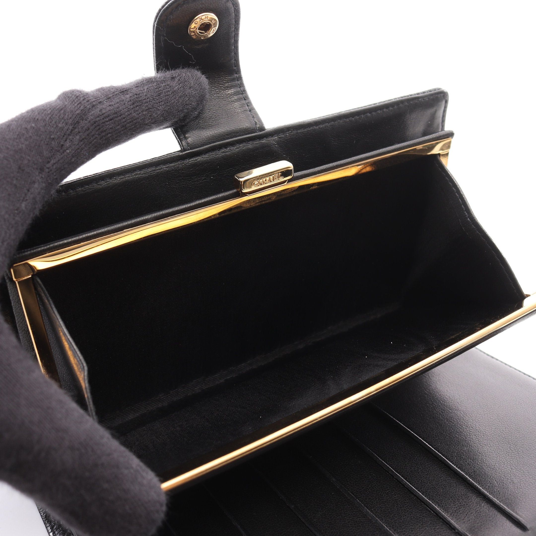 Chanel Chanel Coco Mark Bi-Fold Long Wallet Caviar Skin Black Gold Hardware Size ONE SIZE - 4 Thumbnail