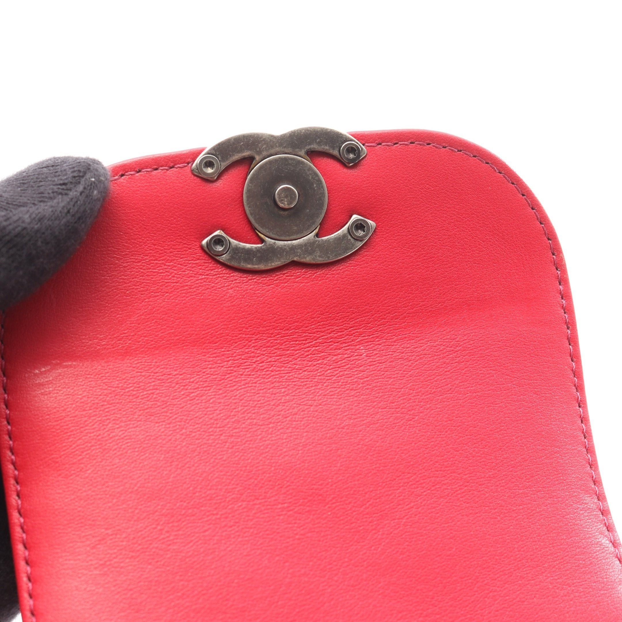 Chanel Chanel Matelasse Mini Vanity Magenta Chain Shoulder Bag Lambskin Pink Red Antique Silver Hardware Size ONE SIZE - 7 Thumbnail