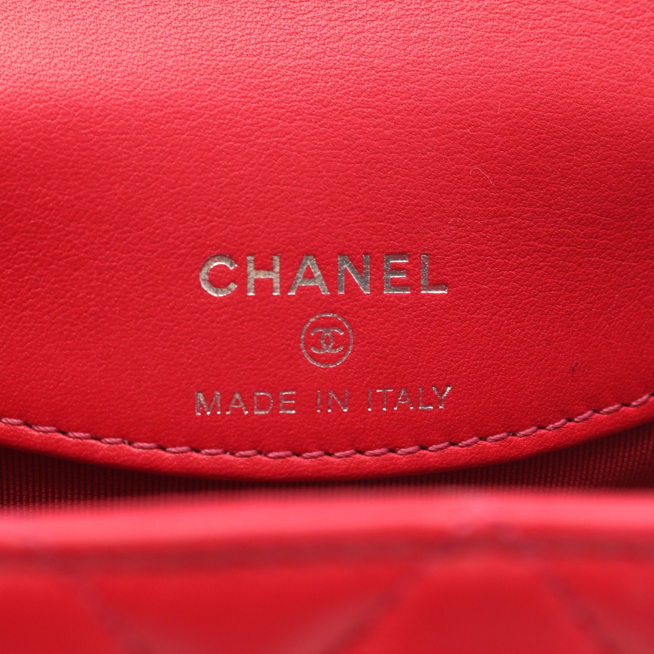 Chanel Chanel Matelasse Mini Vanity Magenta Chain Shoulder Bag Lambskin Pink Red Antique Silver Hardware Size ONE SIZE - 4 Thumbnail