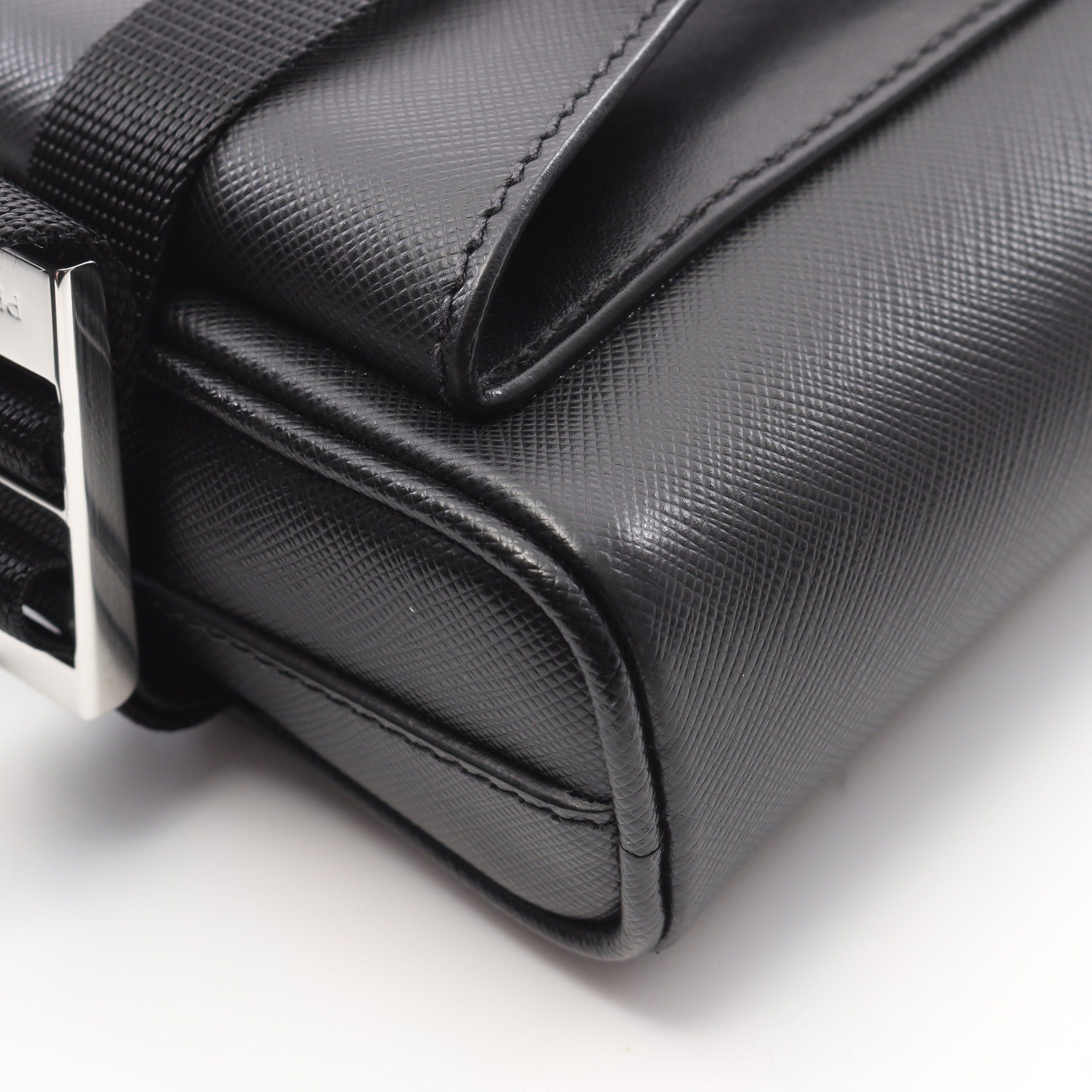 Prada Prada Marsupio Saffiano Travel Body Bag Waist Leather Black Size ONE SIZE - 5 Thumbnail