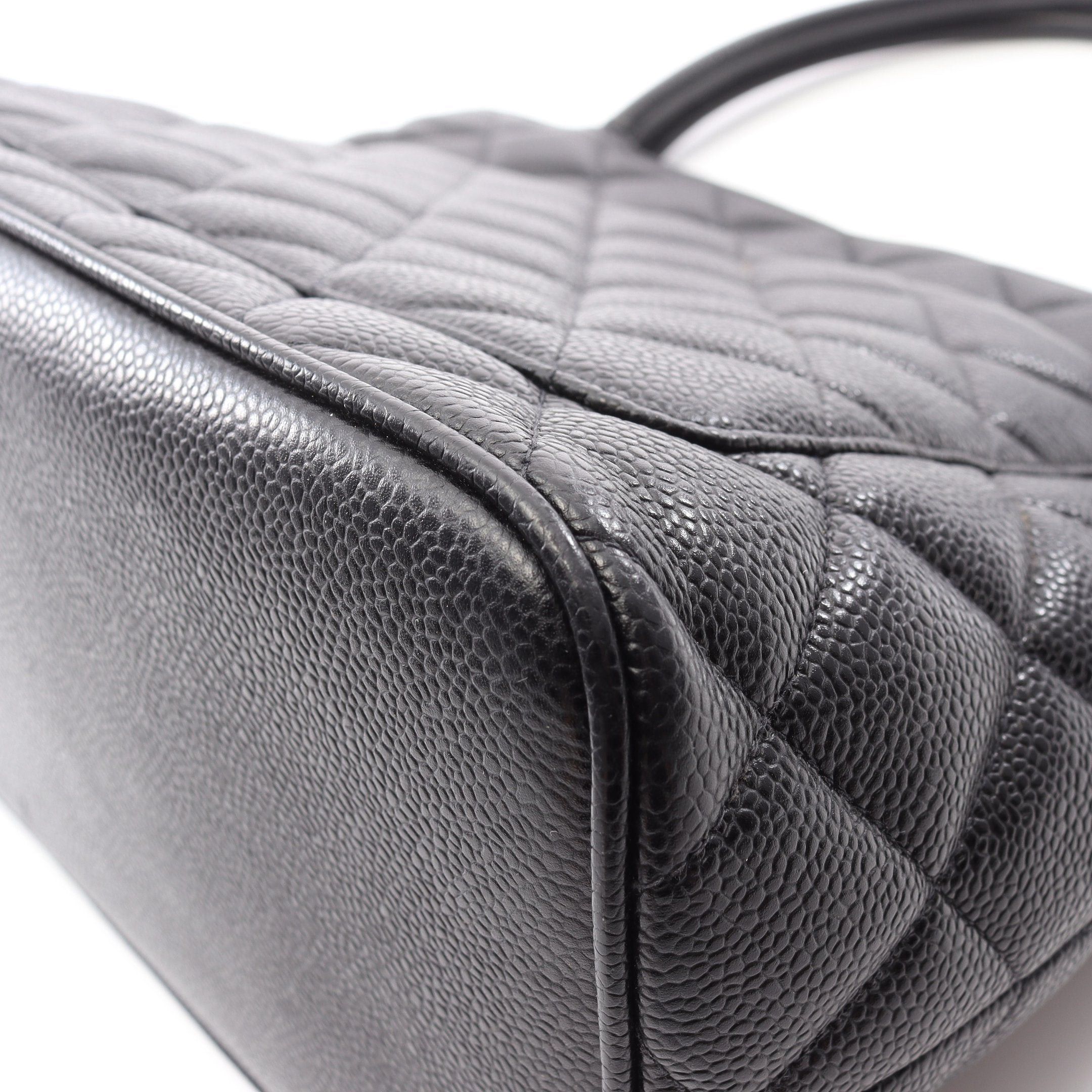 Chanel Chanel Reissue Tote Handbag Bag Caviar Skin Black Silver Hardware Size ONE SIZE - 9 Thumbnail