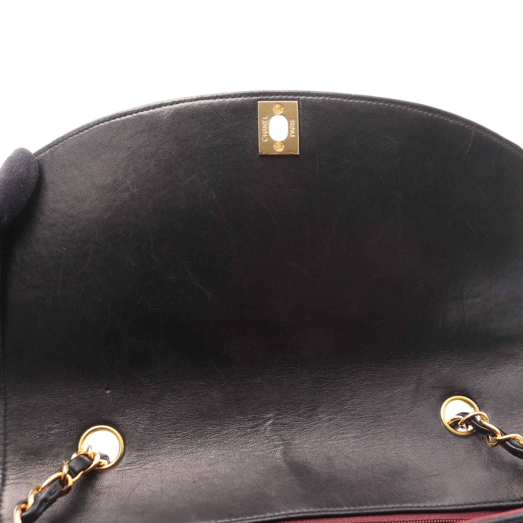 Chanel Chanel Matelasse Diana Flap Chain Shoulder Bag Lambskin Black Gold Hardware Size ONE SIZE - 9 Thumbnail