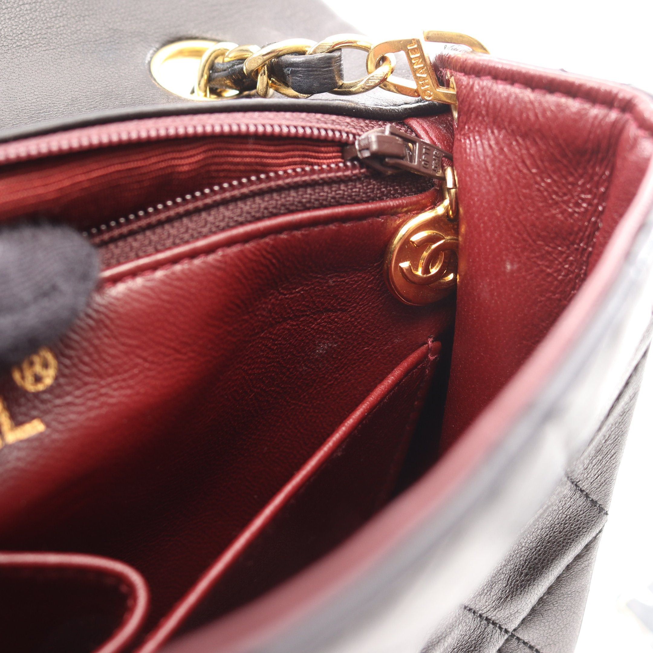 Chanel Chanel Matelasse Single Flap Chain Shoulder Bag Lambskin Black Gold Hardware Size ONE SIZE - 7 Thumbnail