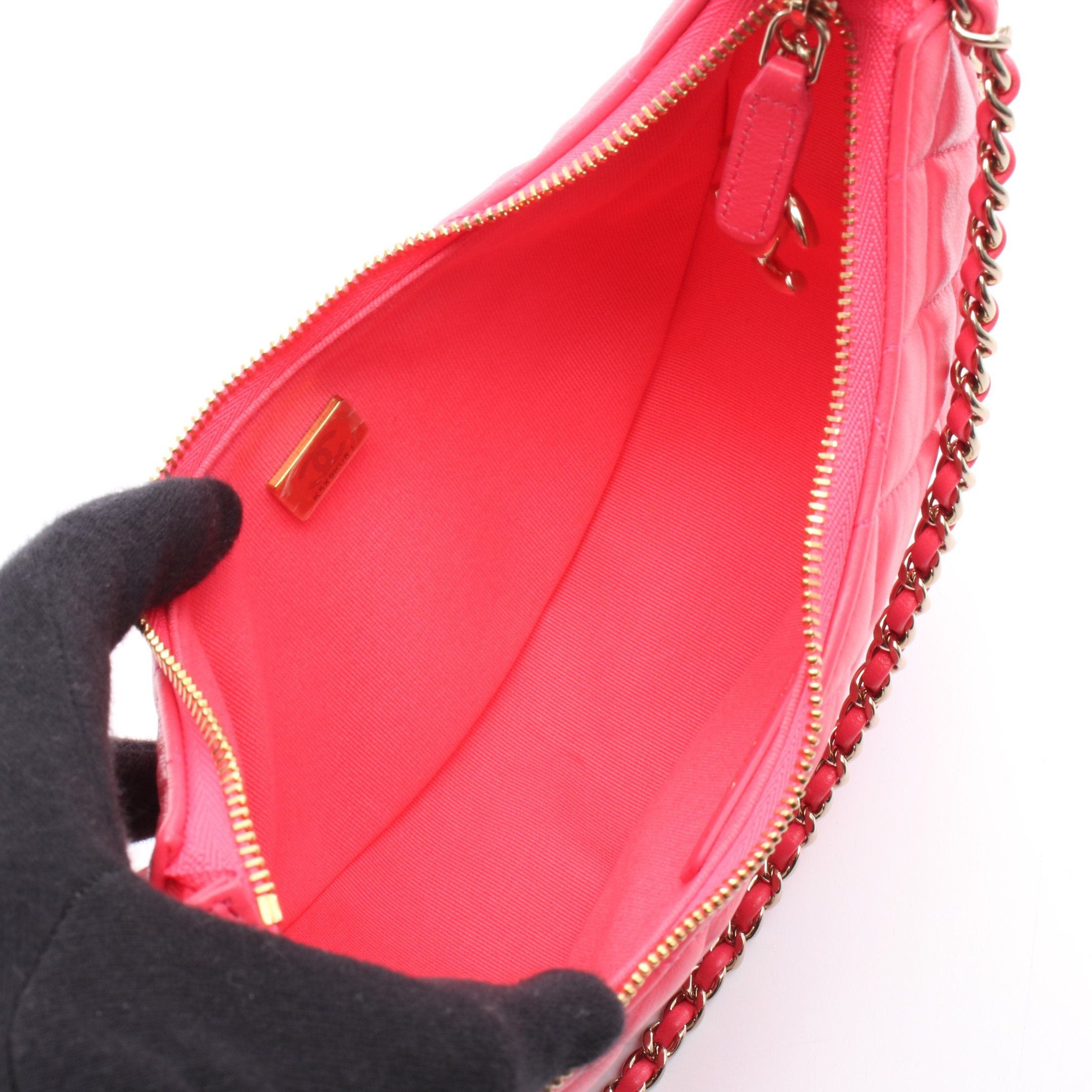 Chanel Chanel Matelasse Half Moon Chain Shoulder Bag Leather Pink Gold Hardware Size ONE SIZE - 3 Thumbnail