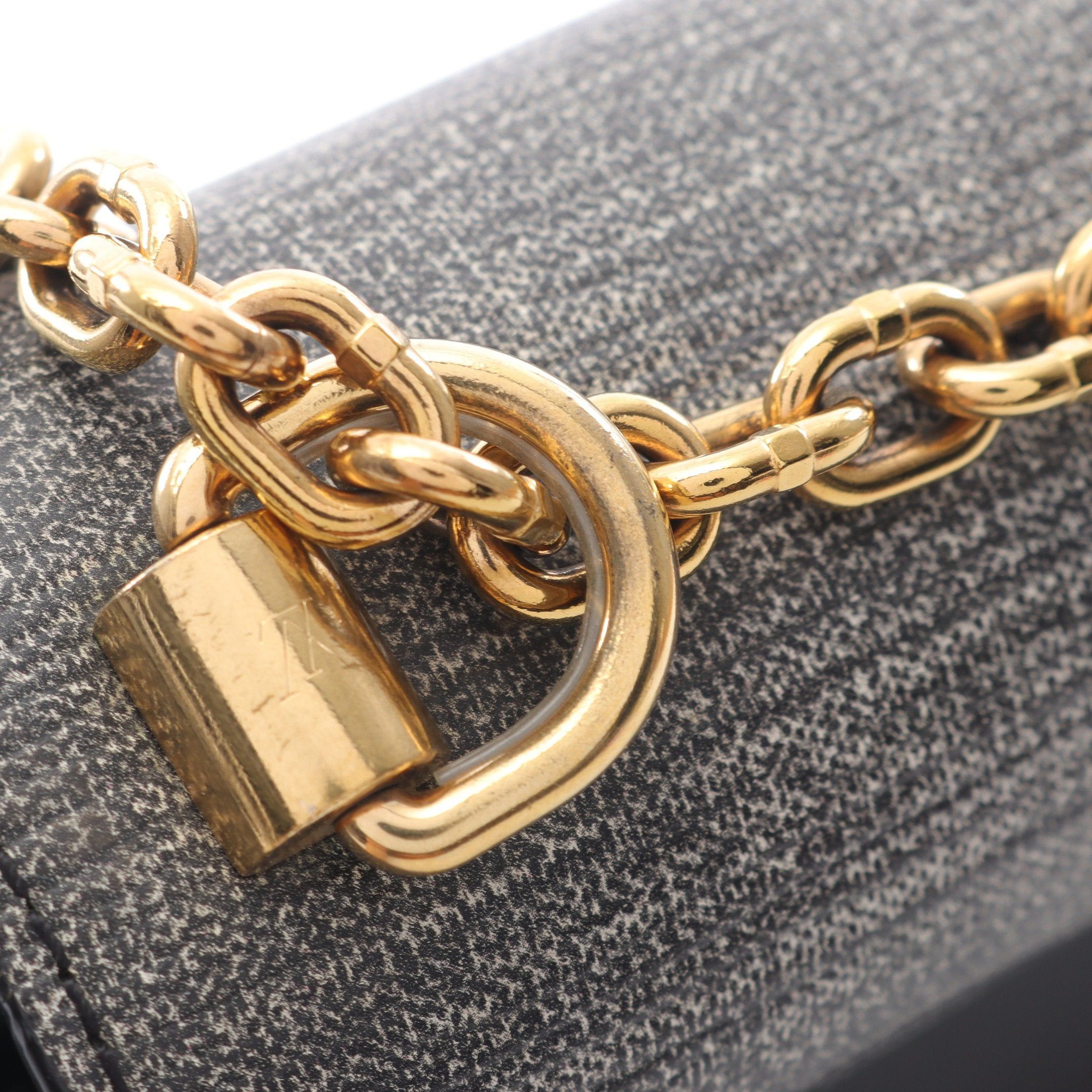 Louis Vuitton Louis Vuitton Twist Mm Chain Shoulder Bag Leather Black Gray Size ONE SIZE - 6 Thumbnail