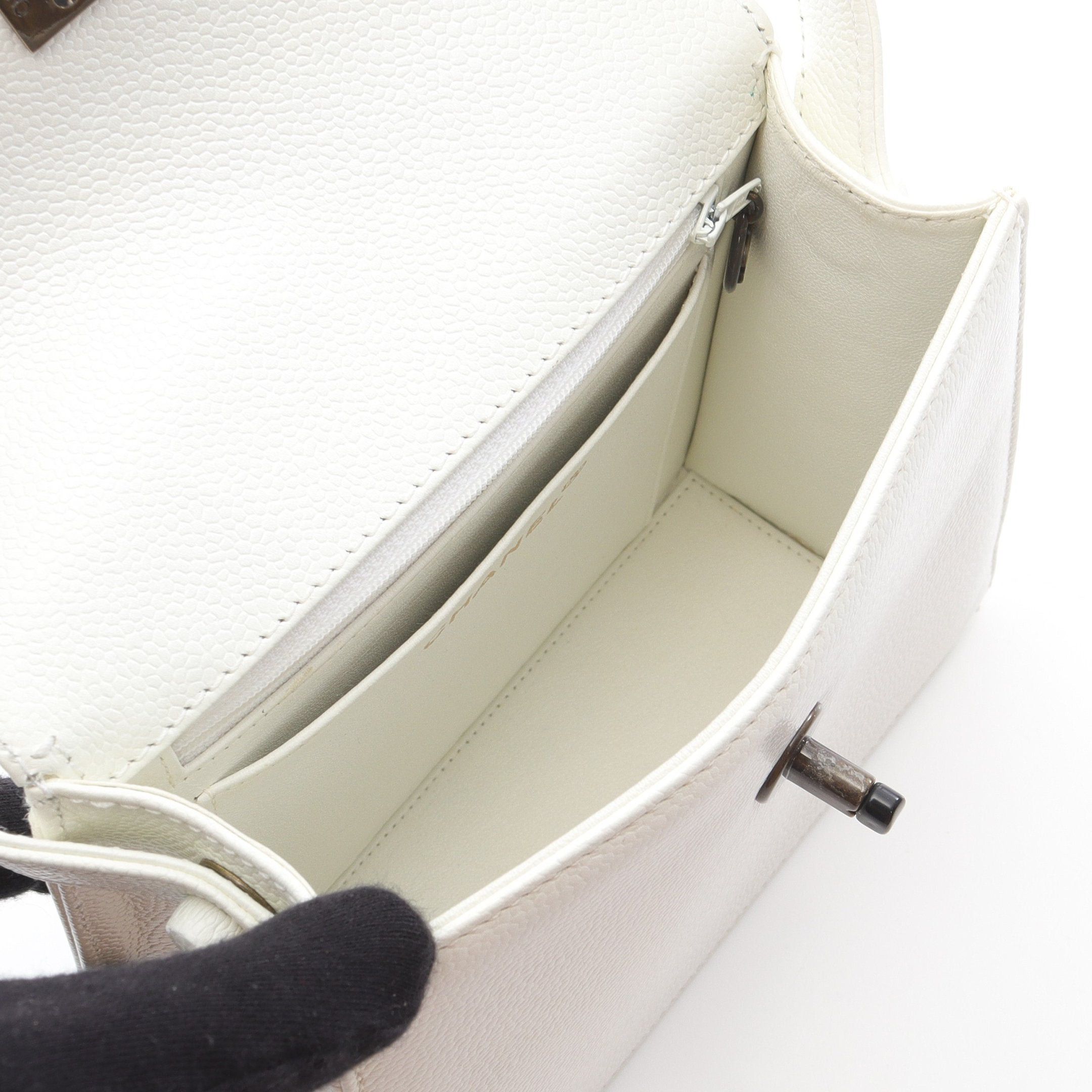 Chanel Chanel Coco Mark Handbag Caviar Skin White Black Hardware Size ONE SIZE - 3 Thumbnail