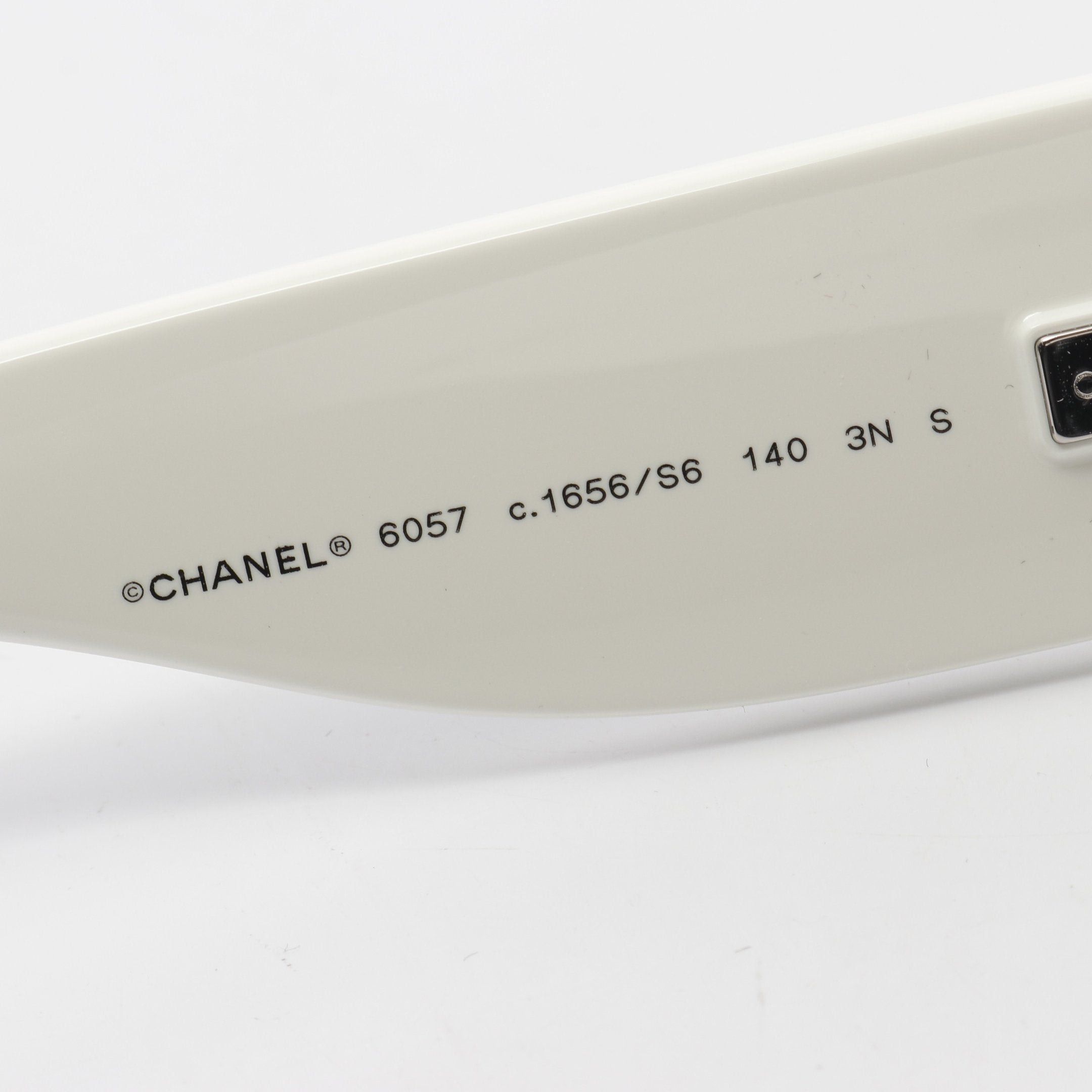 Chanel Chanel Shield Shape Eyewear Sunglasses Black White Gradient Lens Size ONE SIZE - 4 Thumbnail