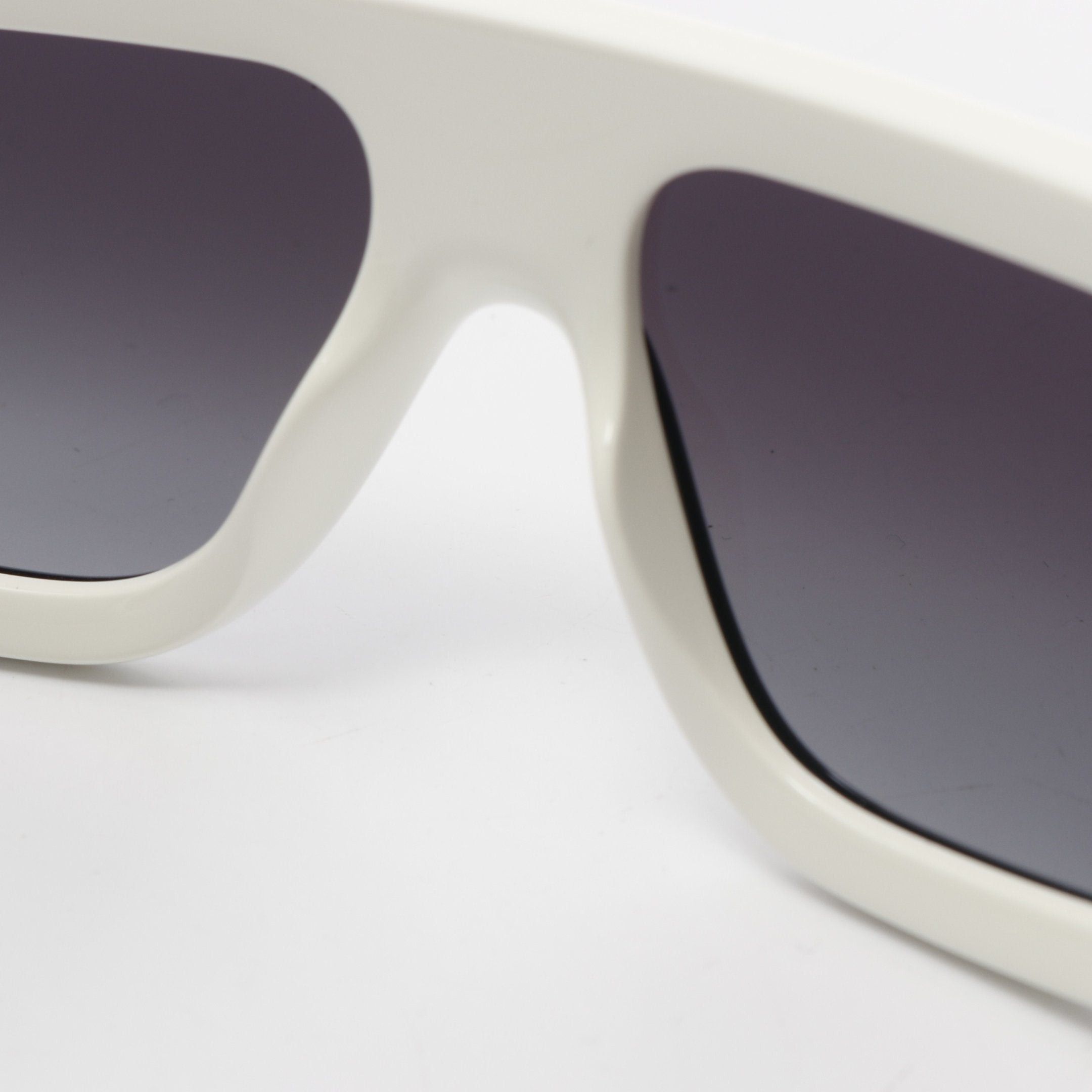 Chanel Chanel Shield Shape Eyewear Sunglasses Black White Gradient Lens Size ONE SIZE - 6 Thumbnail