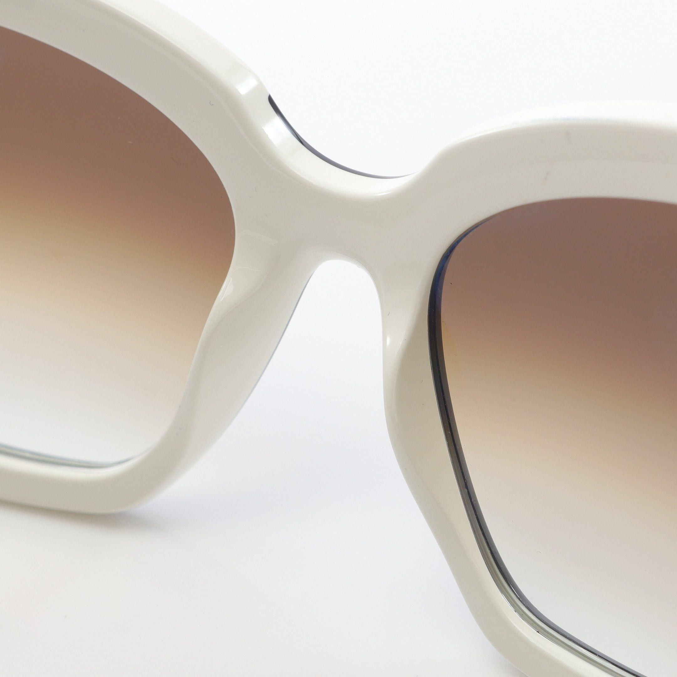 Chanel Chanel Butterfly Shape Eyewear Coco Mark Sunglasses Black White Gradient Lens Size ONE SIZE - 5 Thumbnail