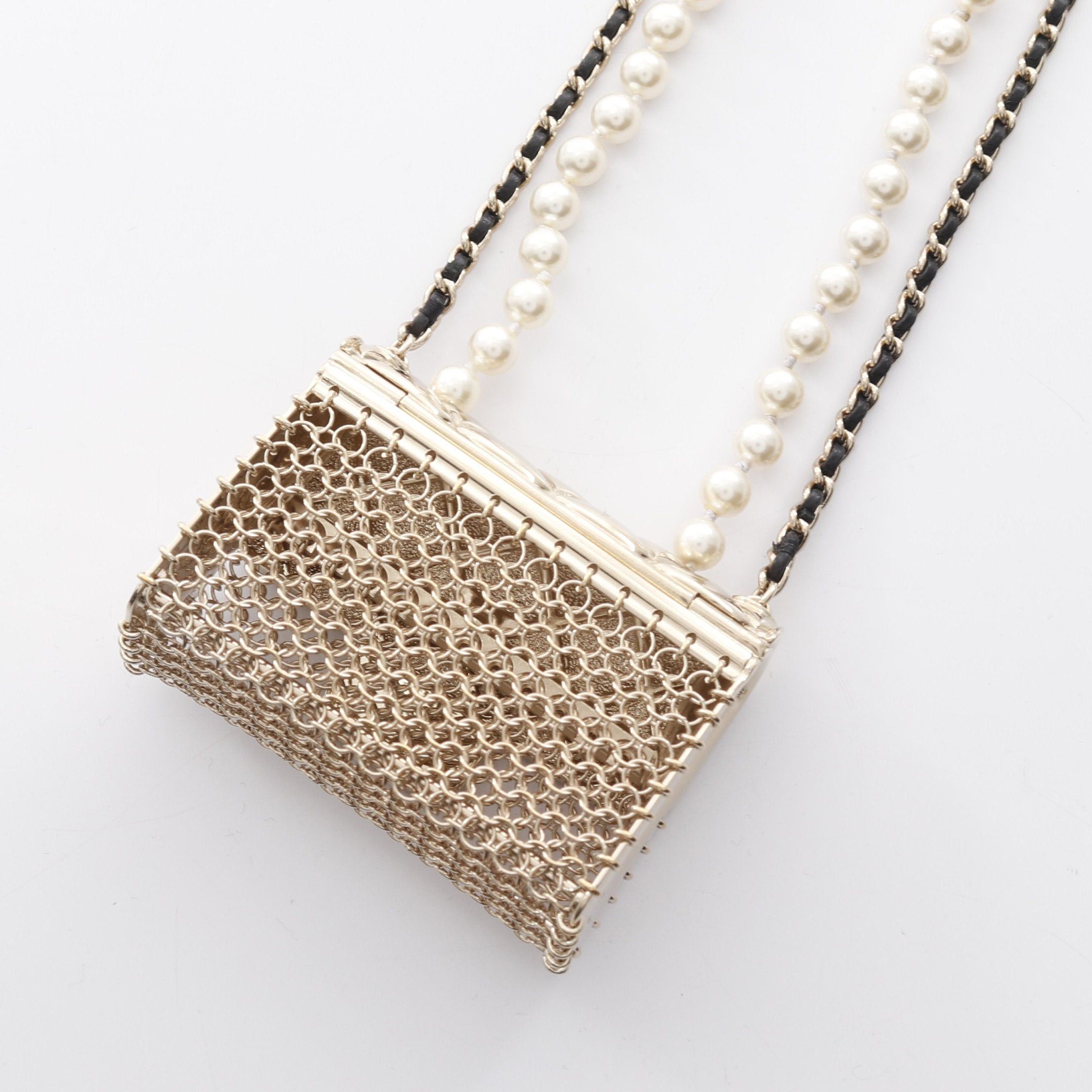 Chanel Chanel Matelasse Necklace Bag Motif Gp Fake Pearl Leather Gold Ivory Black B21S Size ONE SIZE - 2 Thumbnail