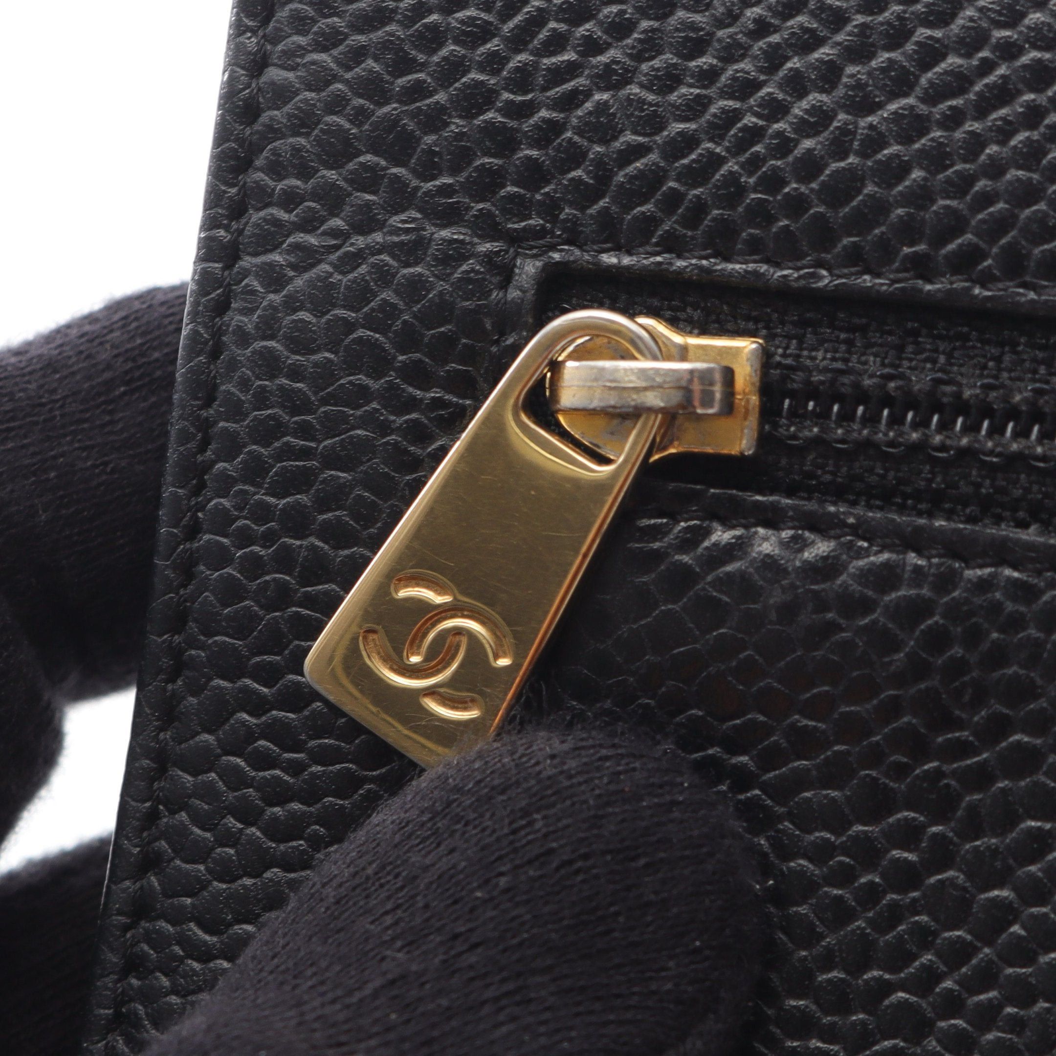 Chanel Chanel Coco Mark Trifold Wallet Caviar Skin Black Gold Hardware Size ONE SIZE - 12 Thumbnail