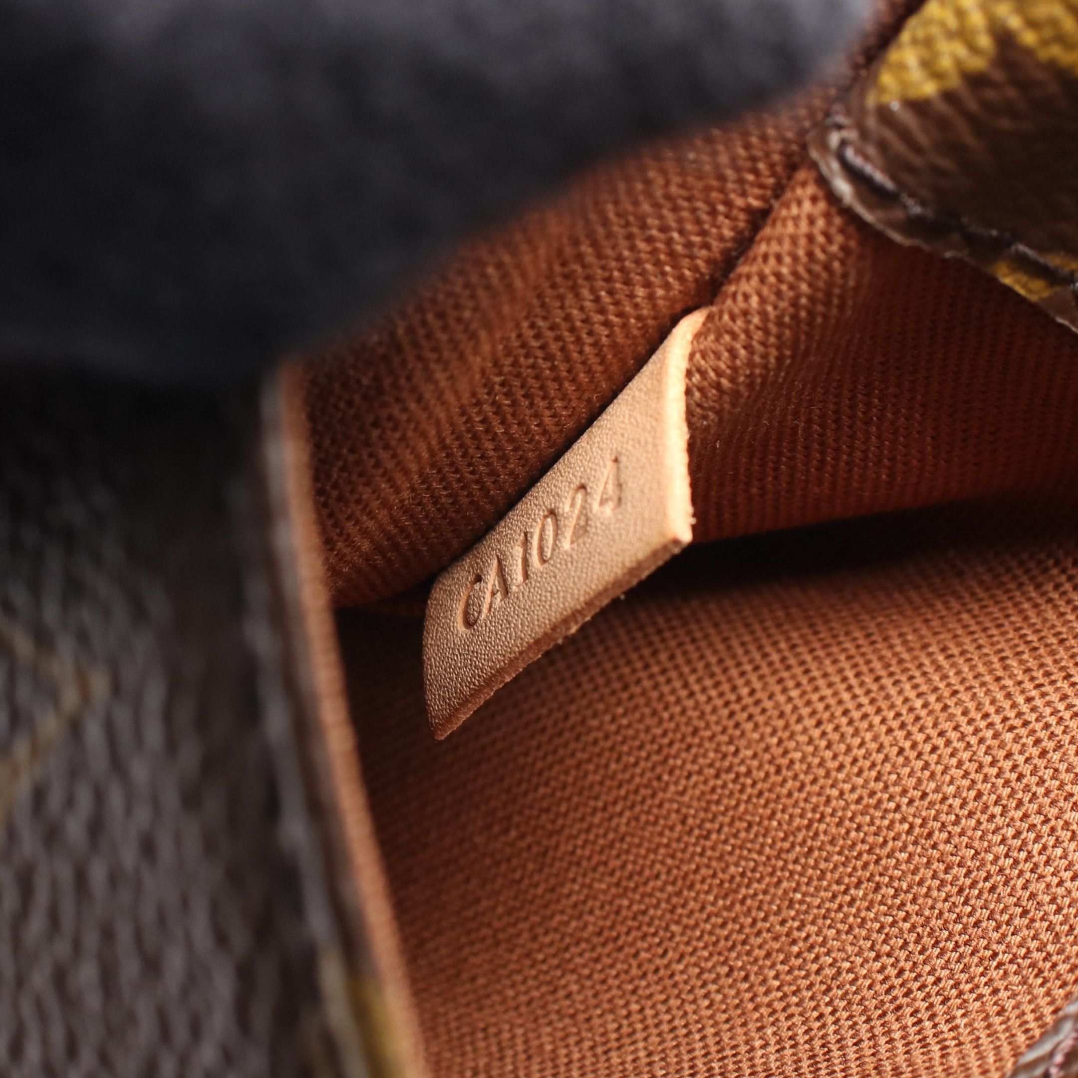 Louis Vuitton Louis Vuitton Pochette Ganju Monogram Body Bag Leather Brown Size ONE SIZE - 5 Thumbnail