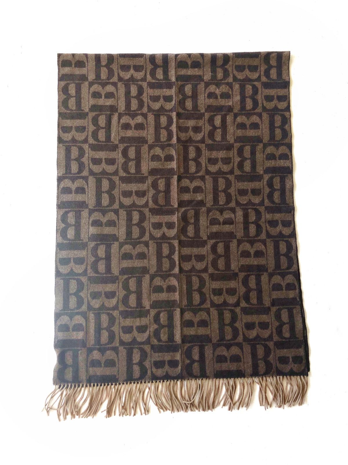 Burberry Old Burberrys Beautiful Logo Big Scarf Size ONE SIZE - 3 Thumbnail
