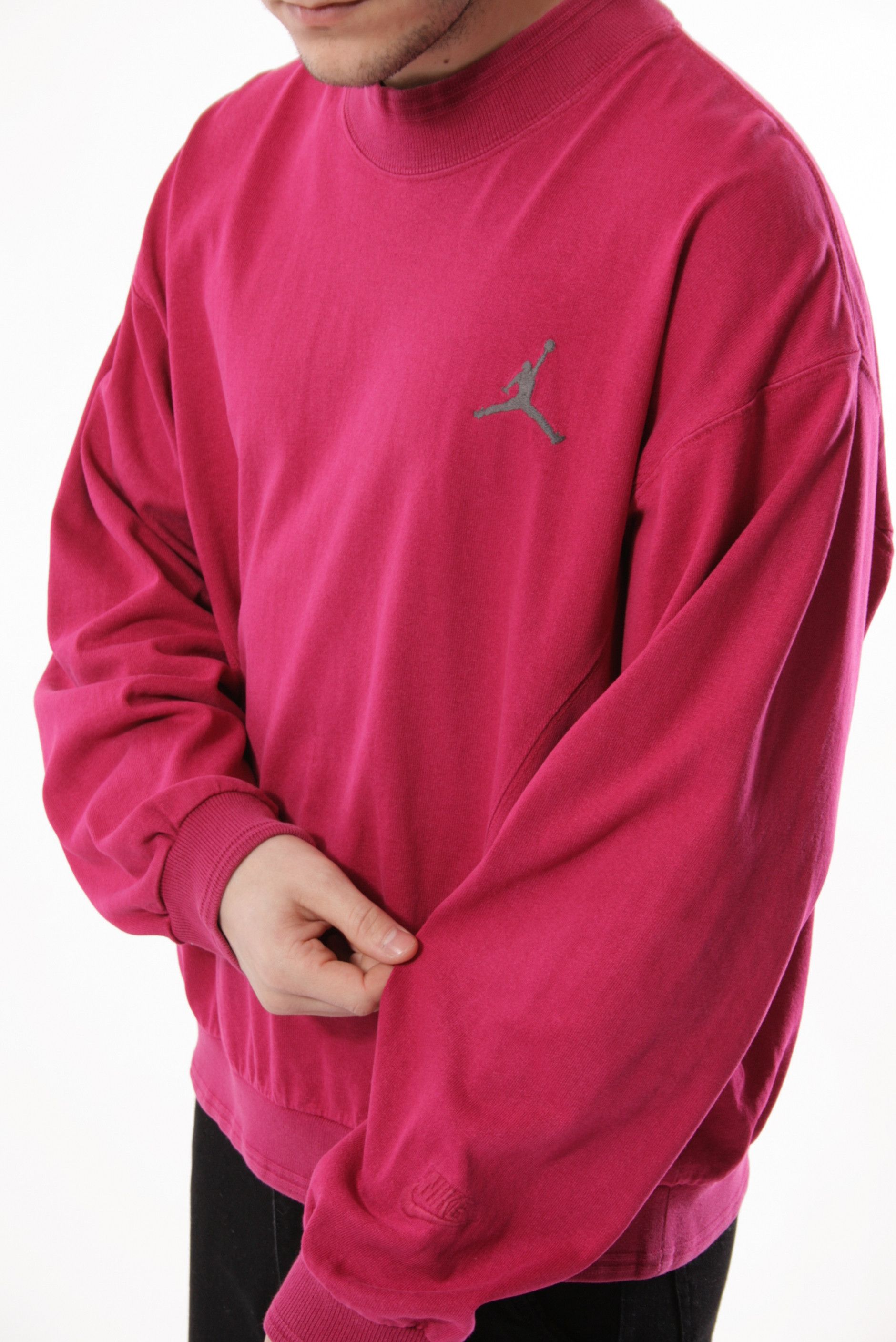 Nike Rare Nike Jordan Oversize Logo Spell Out Sweatshirt 12804 Size US L / EU 52-54 / 3 - 1 Thumbnail
