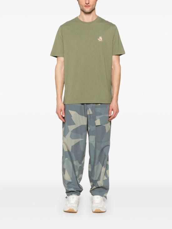 Maison Kitsune MAISON KITSUNE Men T-Shirts MM00125 KJ00080079 Green Size US S / EU 44-46 / 1 - 4 Thumbnail