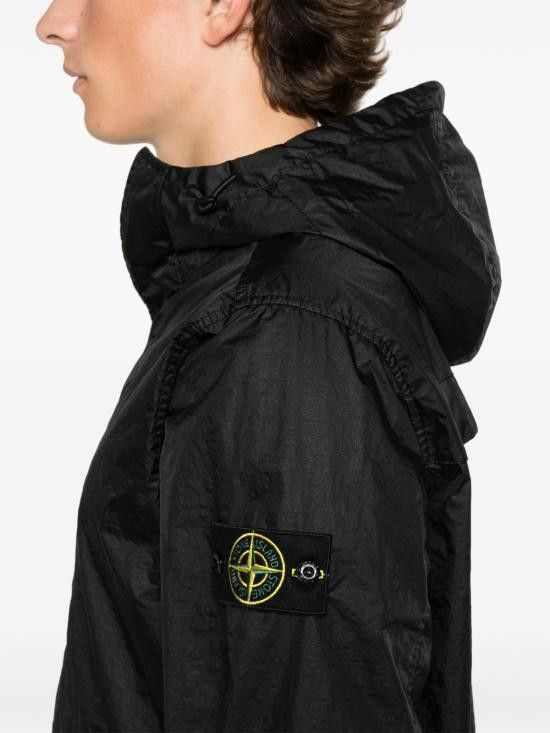 トレンチコート STONE  Men Trench Coats 4100093S0A21 V0029 Black Stone Island STONE ISLAND Men Trench Coats 4100093S0A21