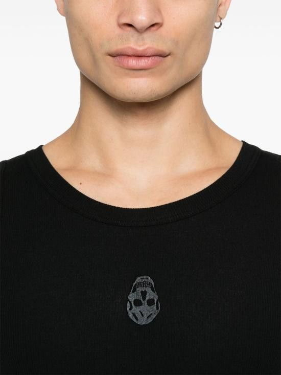 Alexander McQueen ALEXANDER MCQUEEN Men T-Shirts 815098 QXAA91000 Black Size US L / EU 52-54 / 3 - 2 Thumbnail