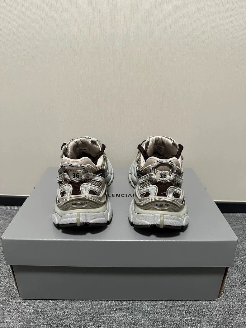 Balenciaga Balenciaga Runner 24 Retro Sneakers Size US 6 / IT 36 - 3 Thumbnail