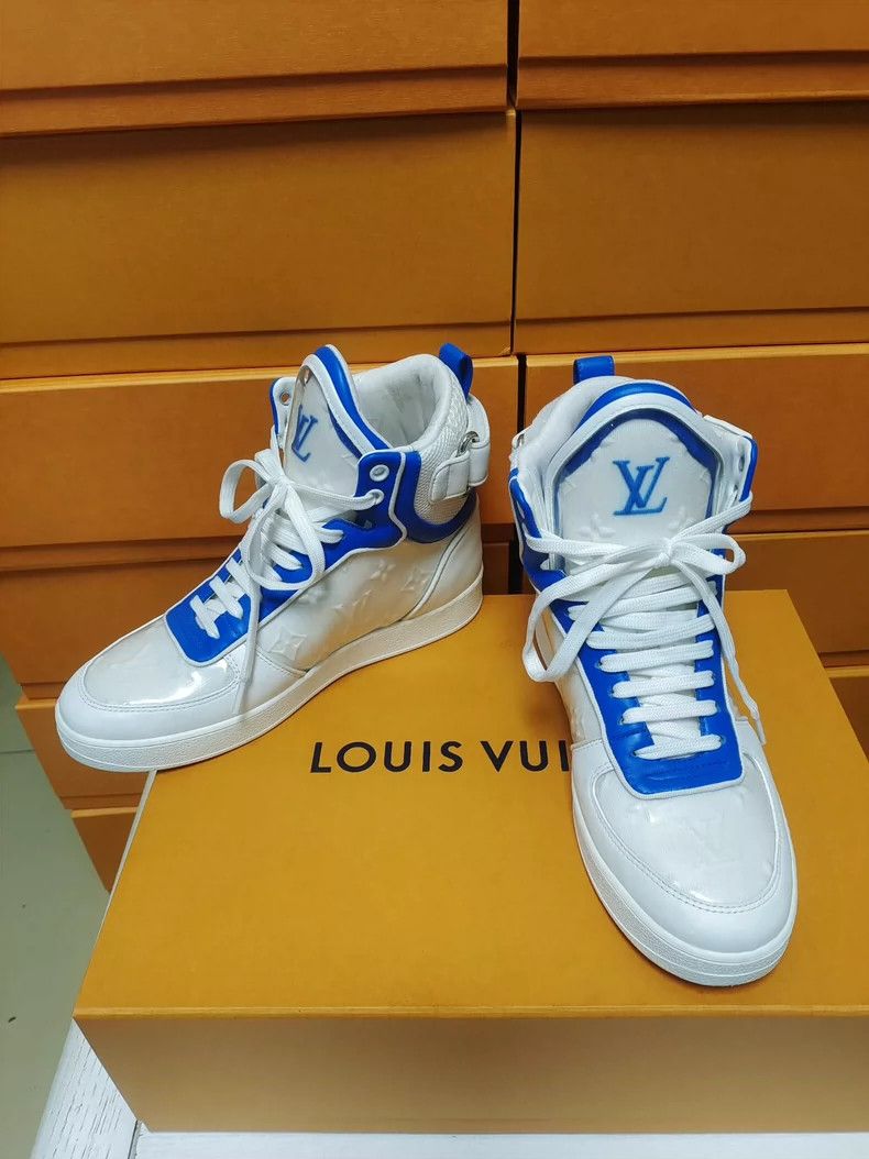 Louis Vuitton White and Blue LV High-Top Sneakers Size US 6 / IT 36 - 3 Thumbnail