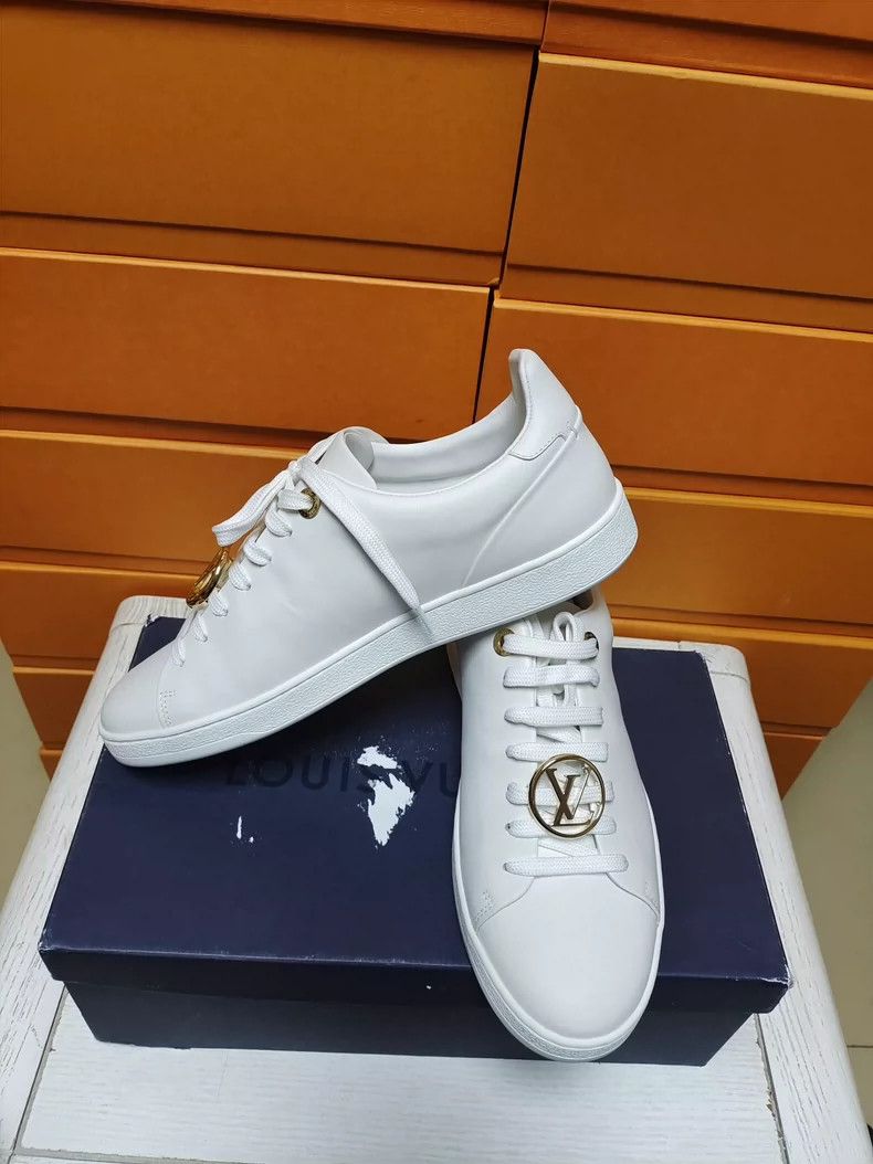 Louis Vuitton Women's White Louis Vuitton Lace-up Sneakers Size US 7 / IT 37 - 4 Thumbnail