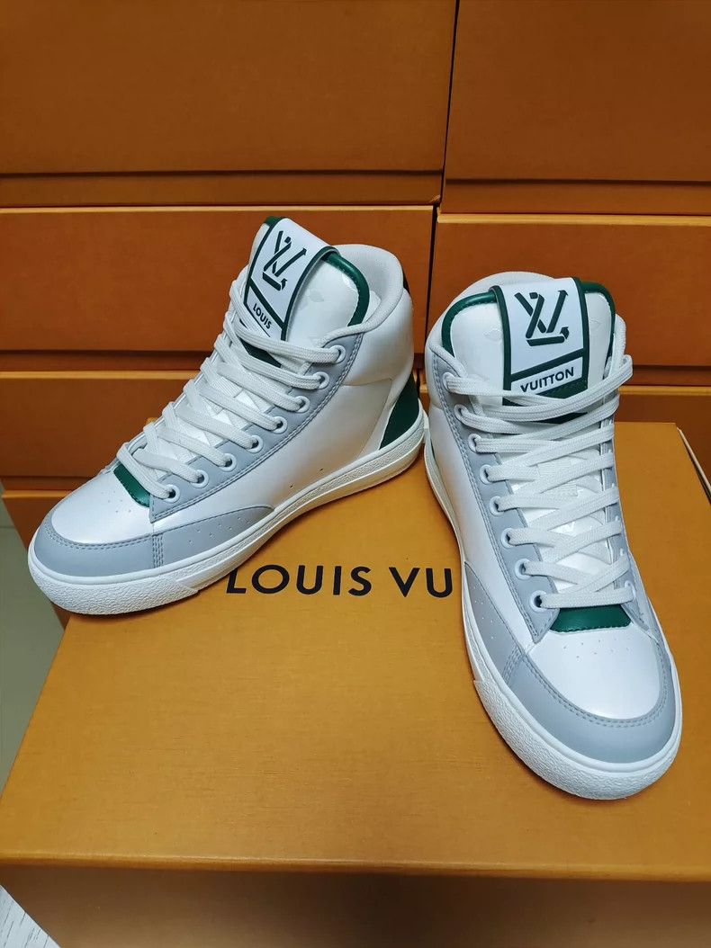 Louis Vuitton LV Women's Lace-Up Sneakers Size 34.5 Size US 4 / IT 34 - 4 Thumbnail