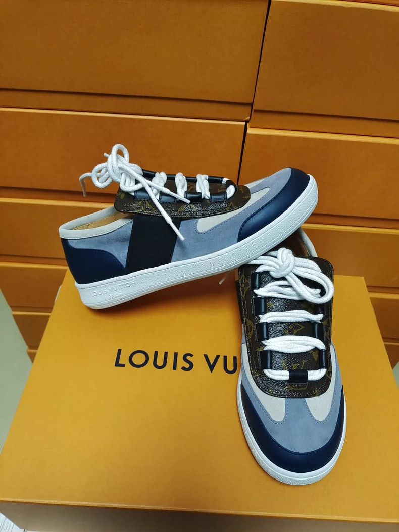 Louis Vuitton Louis Vuitton Lace-Up Sneakers for Women Size US 7 / IT 37 - 5 Thumbnail