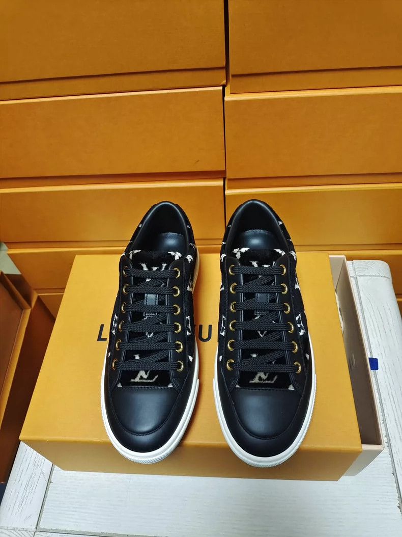 Louis Vuitton LV Low-top Lace-up Women’s Shoes Size 34.5 Size US 4 / IT 34 - 3 Thumbnail