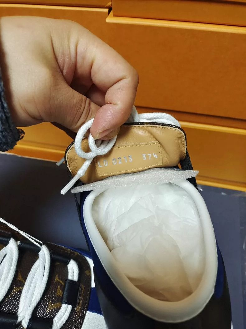 Louis Vuitton Louis Vuitton Lace-Up Sneakers Size 37.5 Size US 7 / IT 37 - 7 Thumbnail