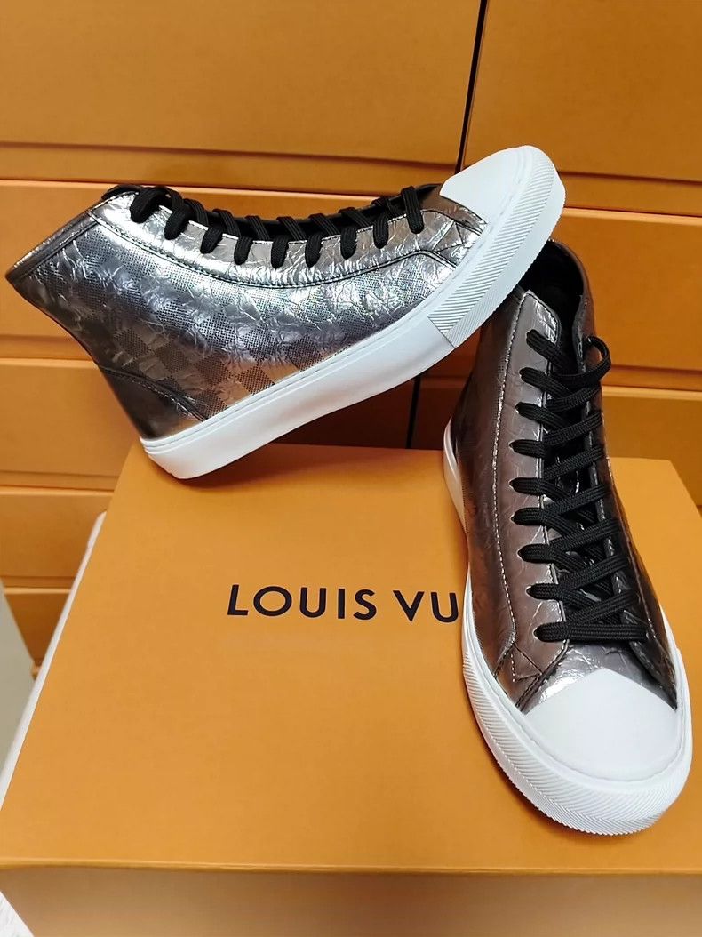 Louis Vuitton LV Louis Vuitton Checkered Lace-Up Sneakers Size US 5 / IT 35 - 5 Thumbnail