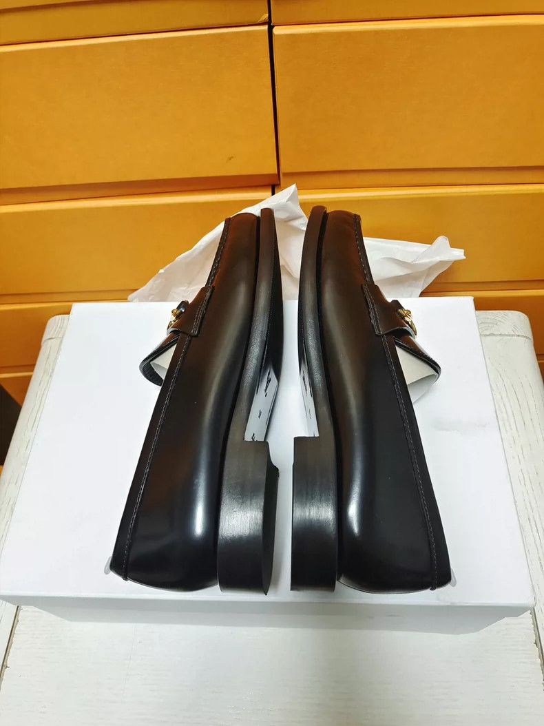 Louis Vuitton Louis Vuitton Black Leather Slip-On Loafers Size US 7 / IT 37 - 6 Thumbnail