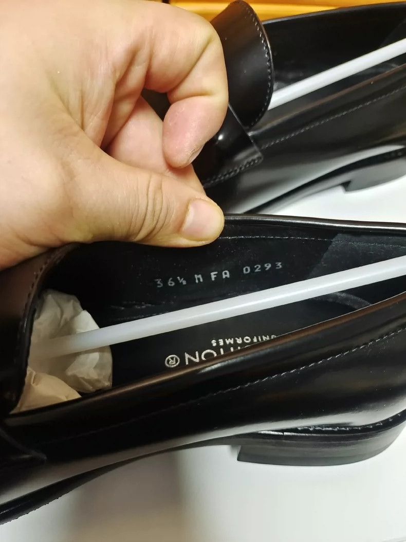Louis Vuitton LV Lightweight Black Loafers Women Shoes Size US 6 / IT 36 - 7 Thumbnail