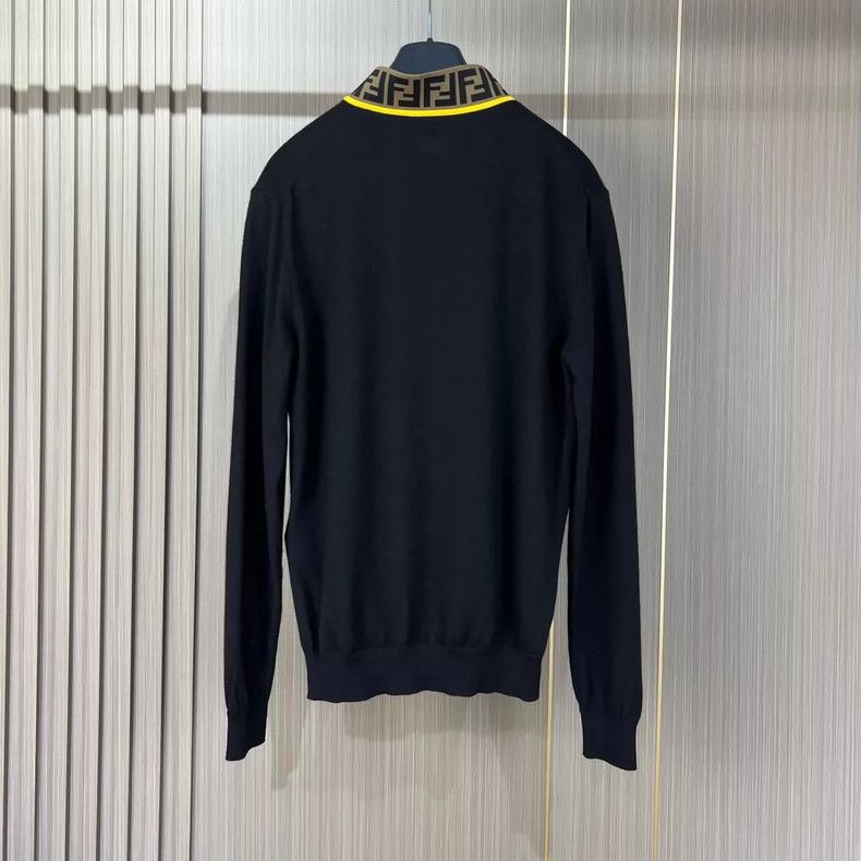Fendi Fendi Black Knit Sweater with Logo Collar Size L / US 10 / IT 46 - 2 Thumbnail